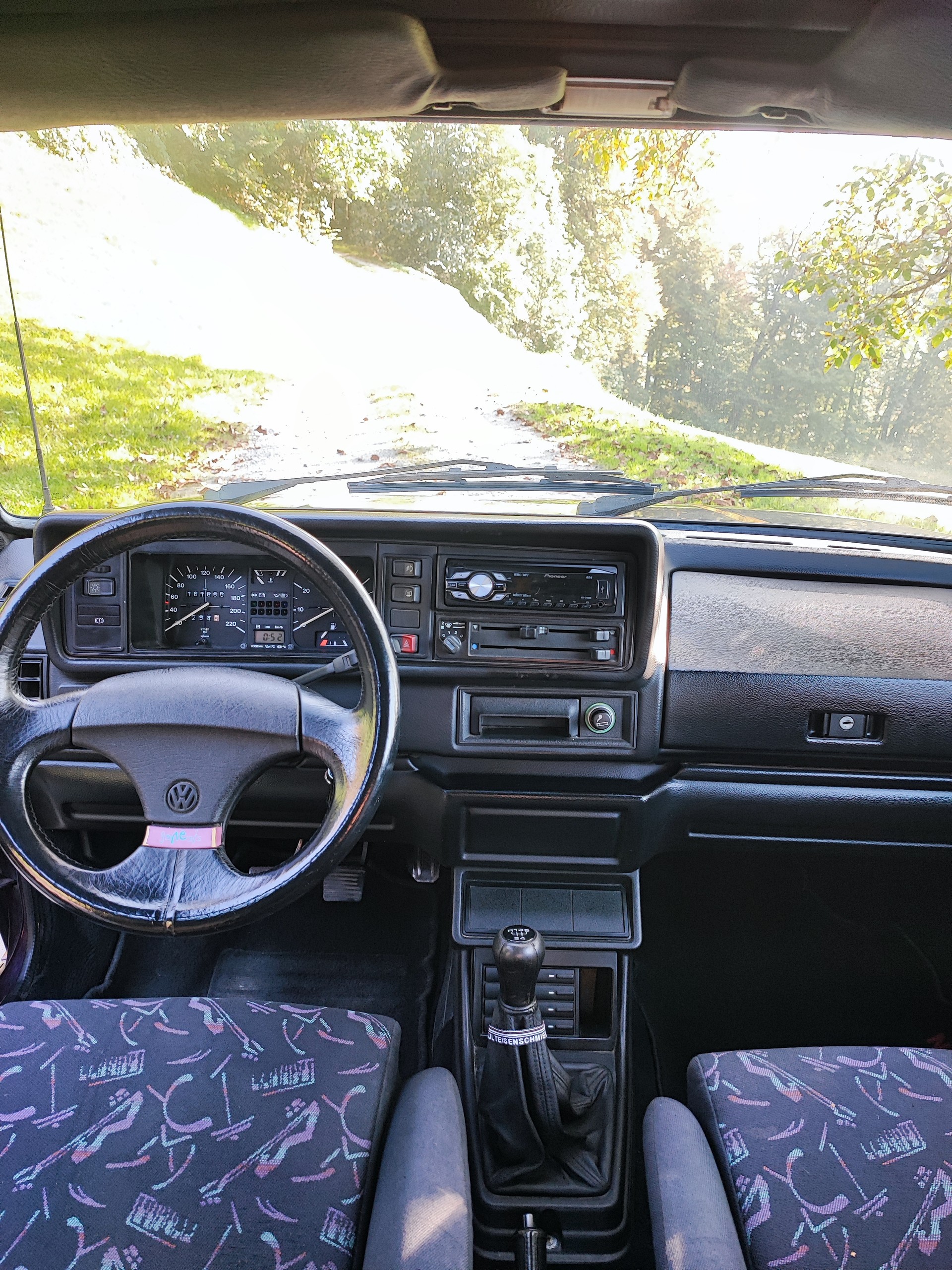 VW Golf 1 Genesis Cabriolet rar-image-3
