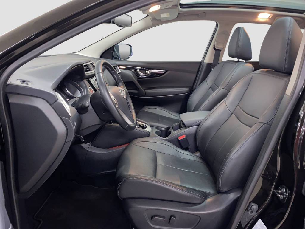 NISSAN Qashqai 1.2 DIG-T Tekna-image-5