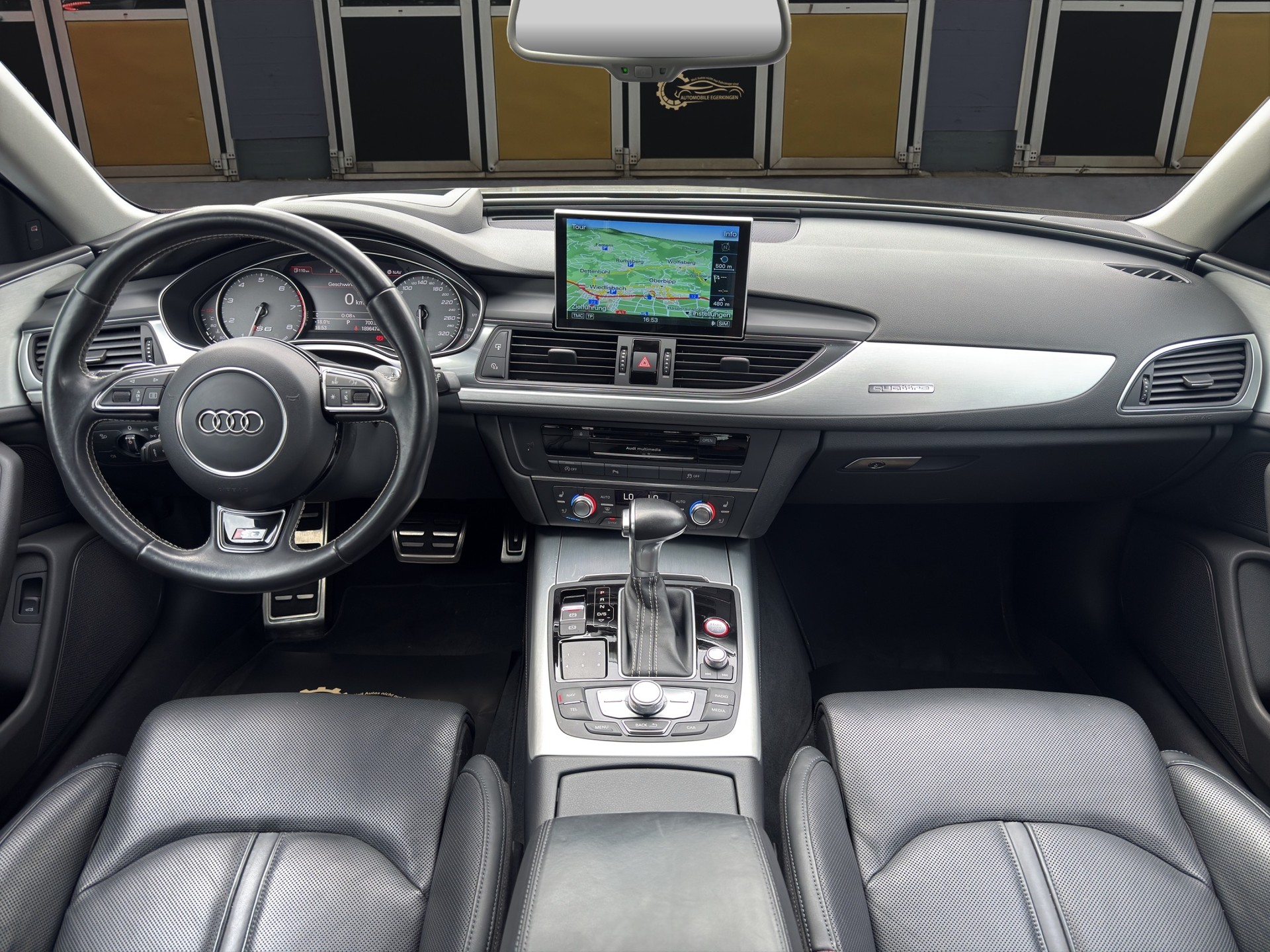 AUDI S6 Avant 4.0 V8 TFSI quattro S-Tronic-image-10