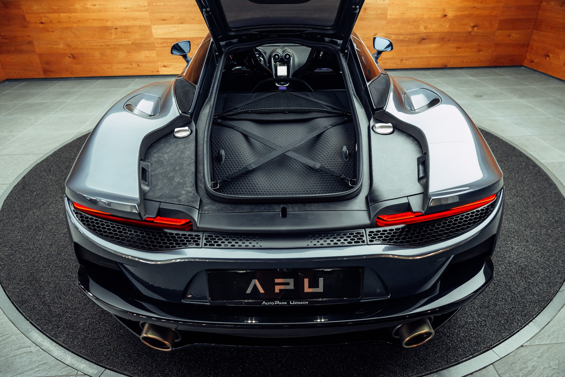 McLAREN GT Pioneer-image-18