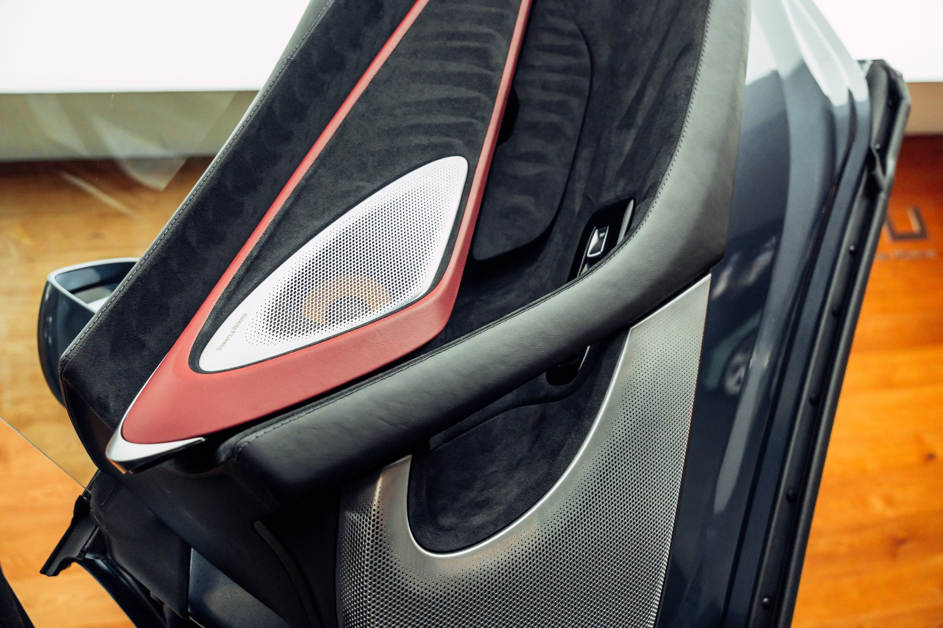 McLAREN GT Pioneer-image-15