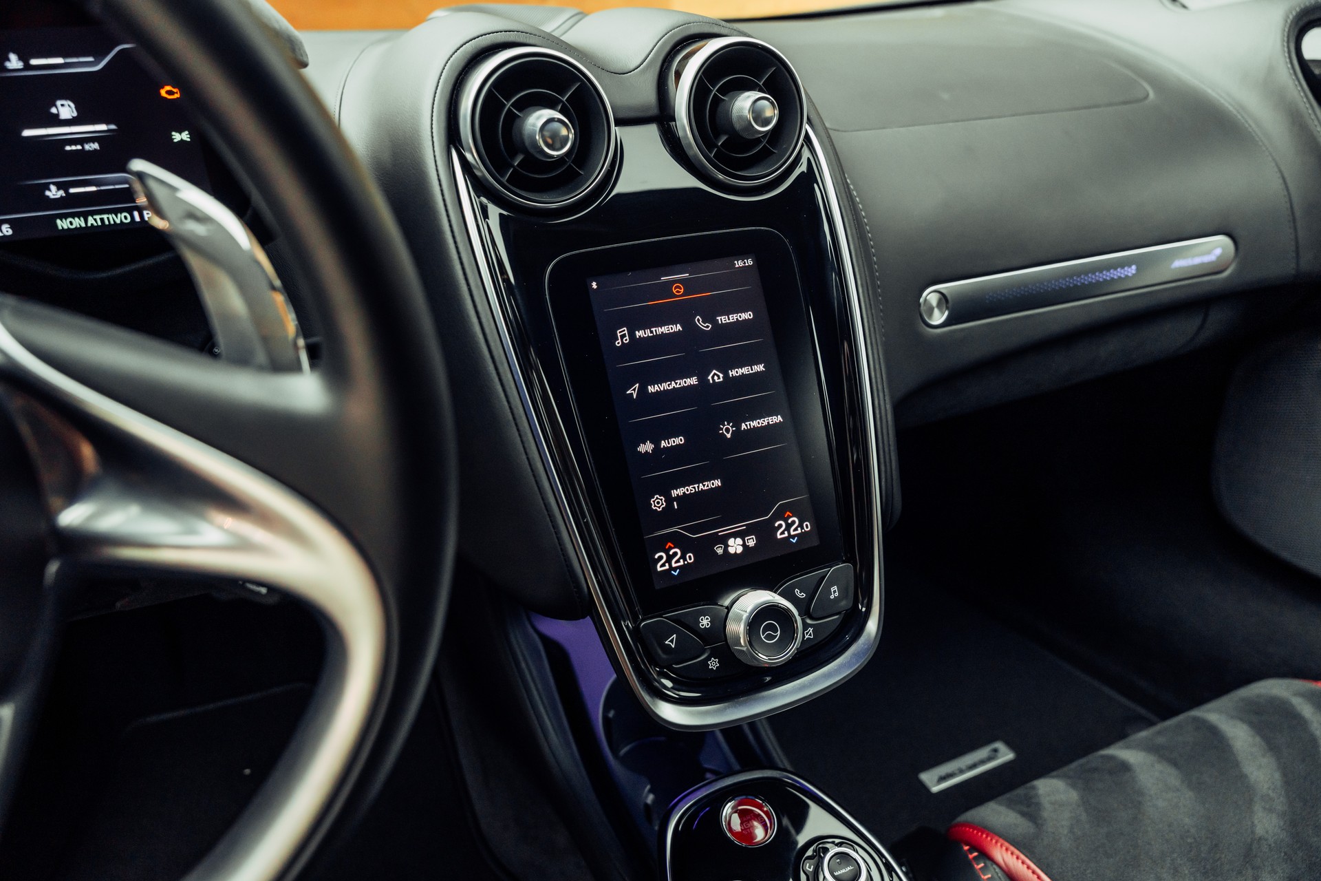 McLAREN GT Pioneer-image-11