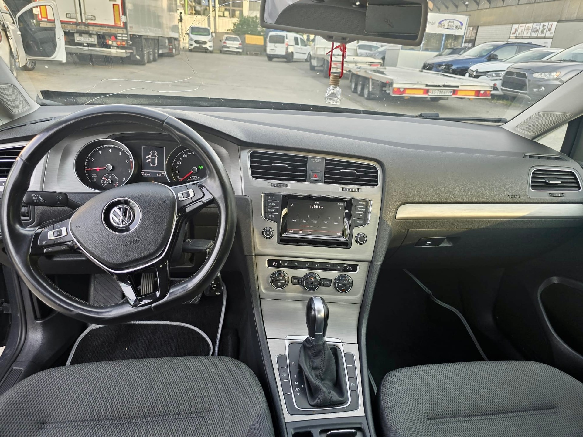 VW Golf 1.4 TSI Comfortline DSG-image-8
