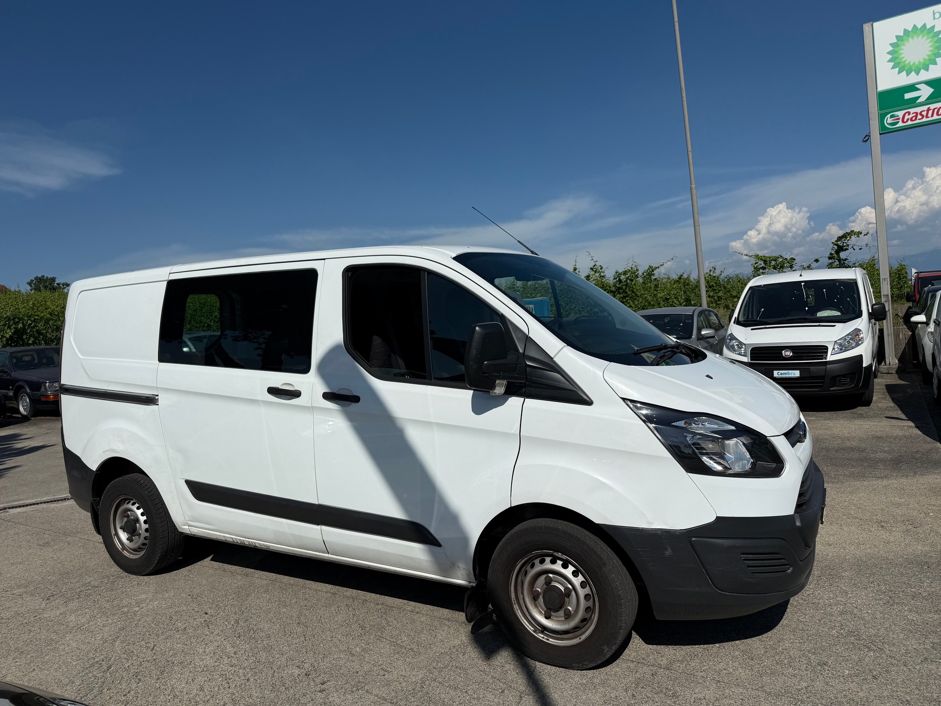 FORD Transit Custom Van 270 L1H1 Ambiente-image-5