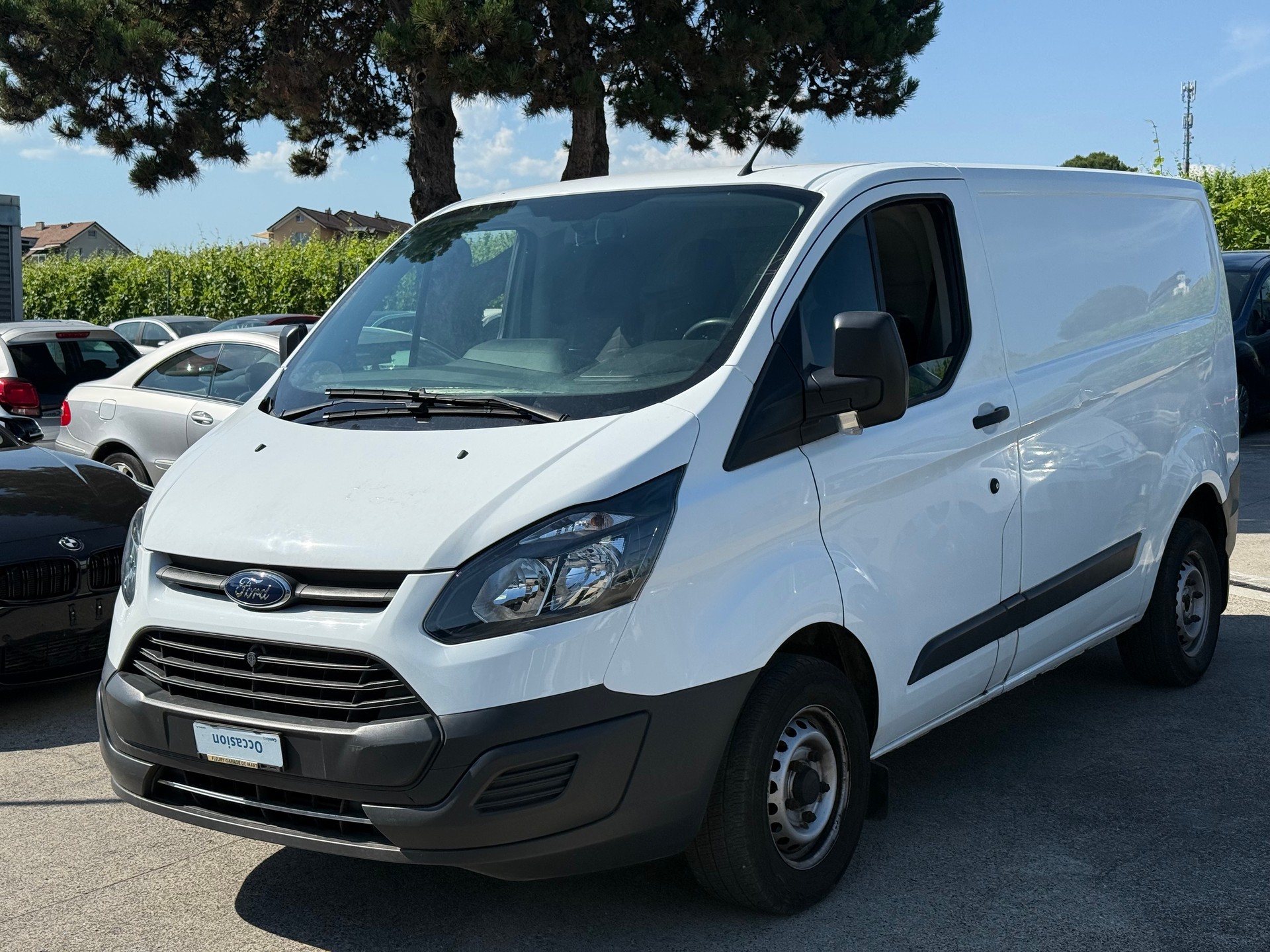 FORD Transit Custom Van 270 L1H1 Ambiente-image-1