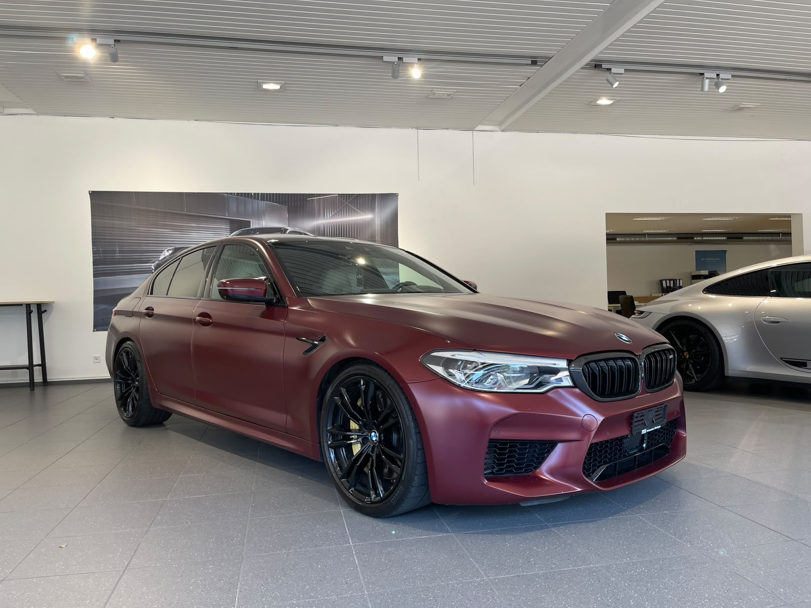 BMW M5 xDrive First Limited Edition 400 Drivelogic 600 PS-image-3