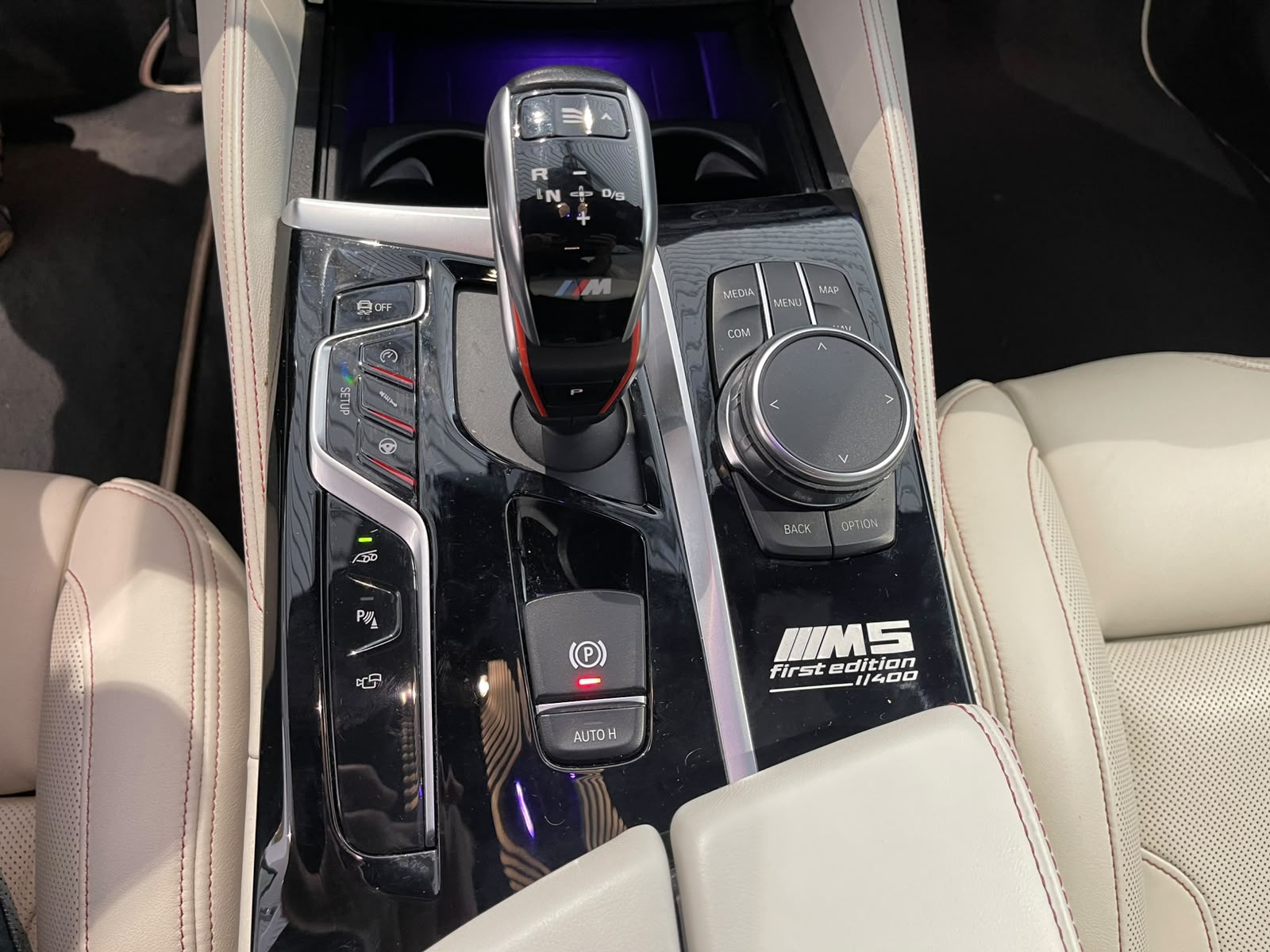 BMW M5 xDrive First Limited Edition 400 Drivelogic 600 PS-image-6