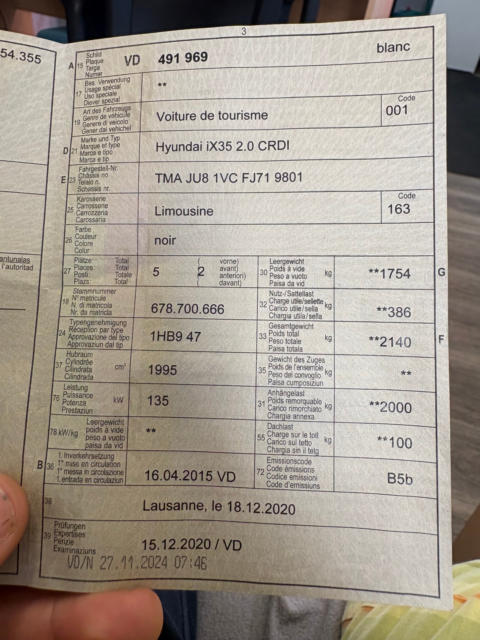 HYUNDAI iX 35 2.0 CRDi Premium 4WD-image-8