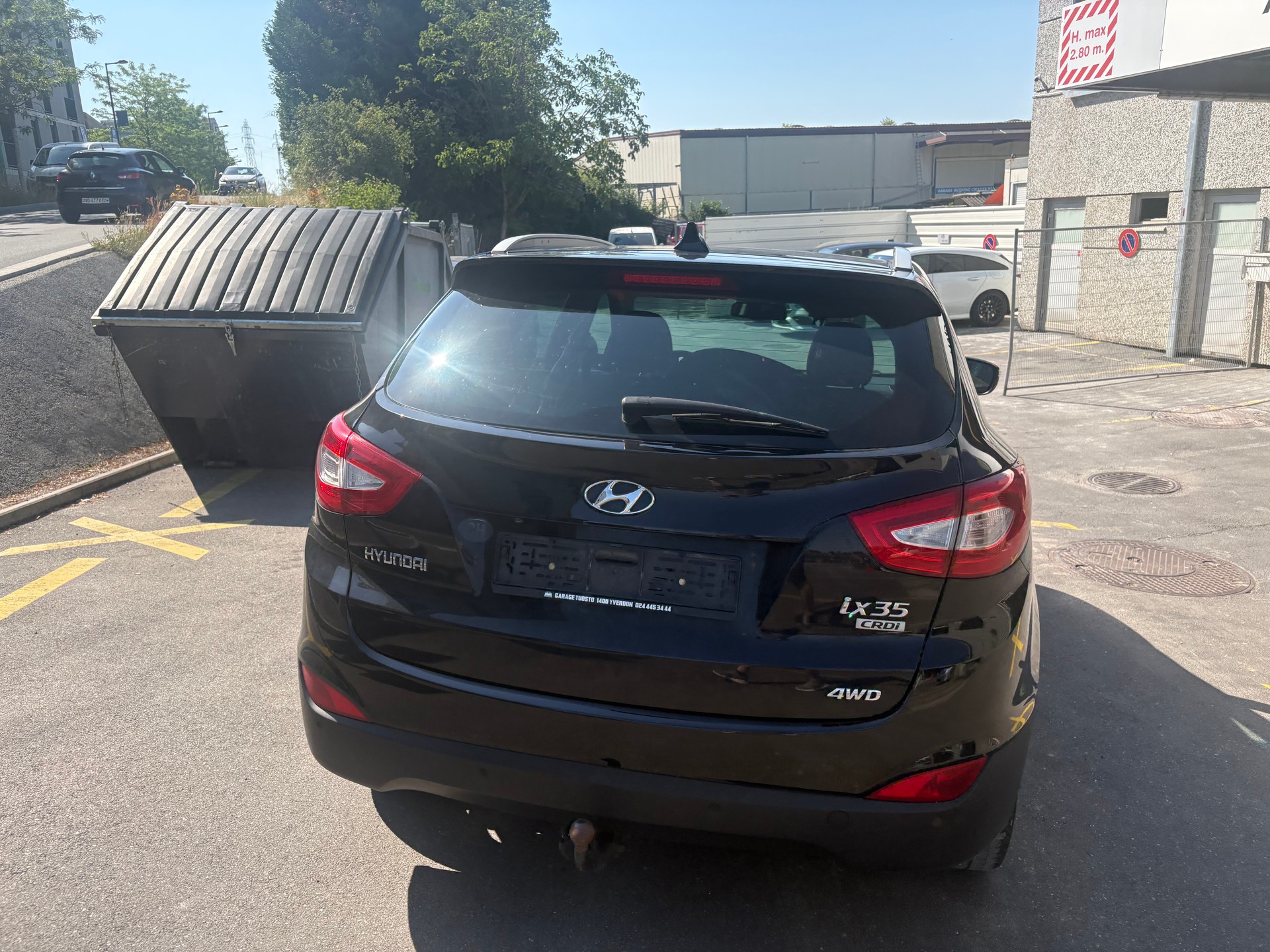 HYUNDAI iX 35 2.0 CRDi Premium 4WD-image-3
