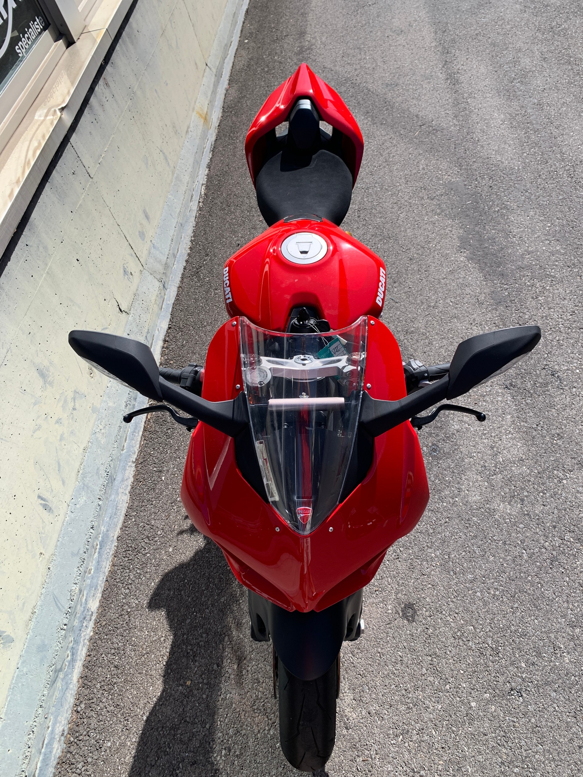 DUCATI Panigale V2-image-9