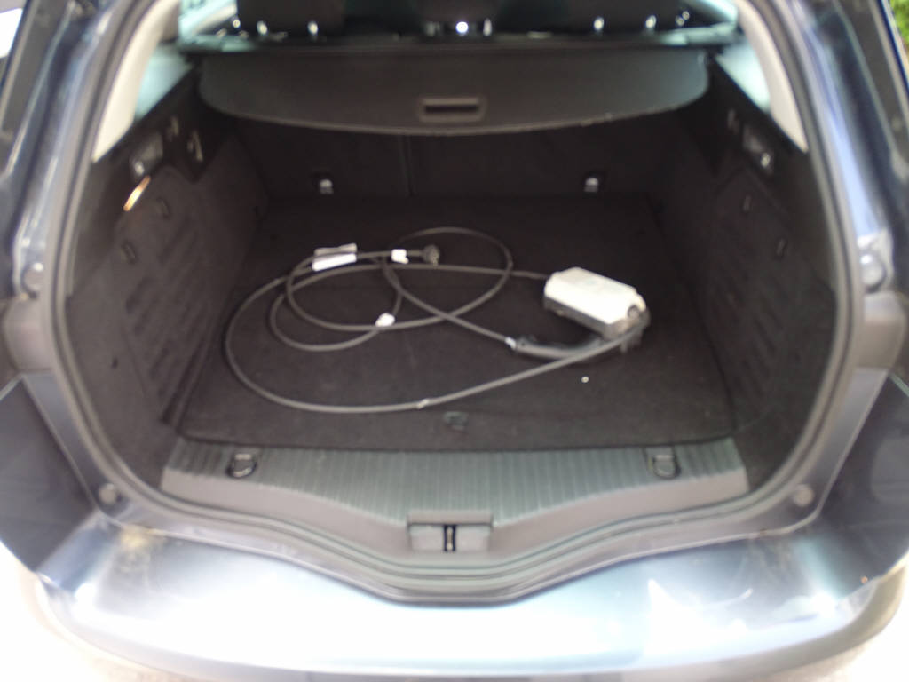 RENAULT Mégane Grandtour RSLINE 1.6 E-Tech PHEV-image-6