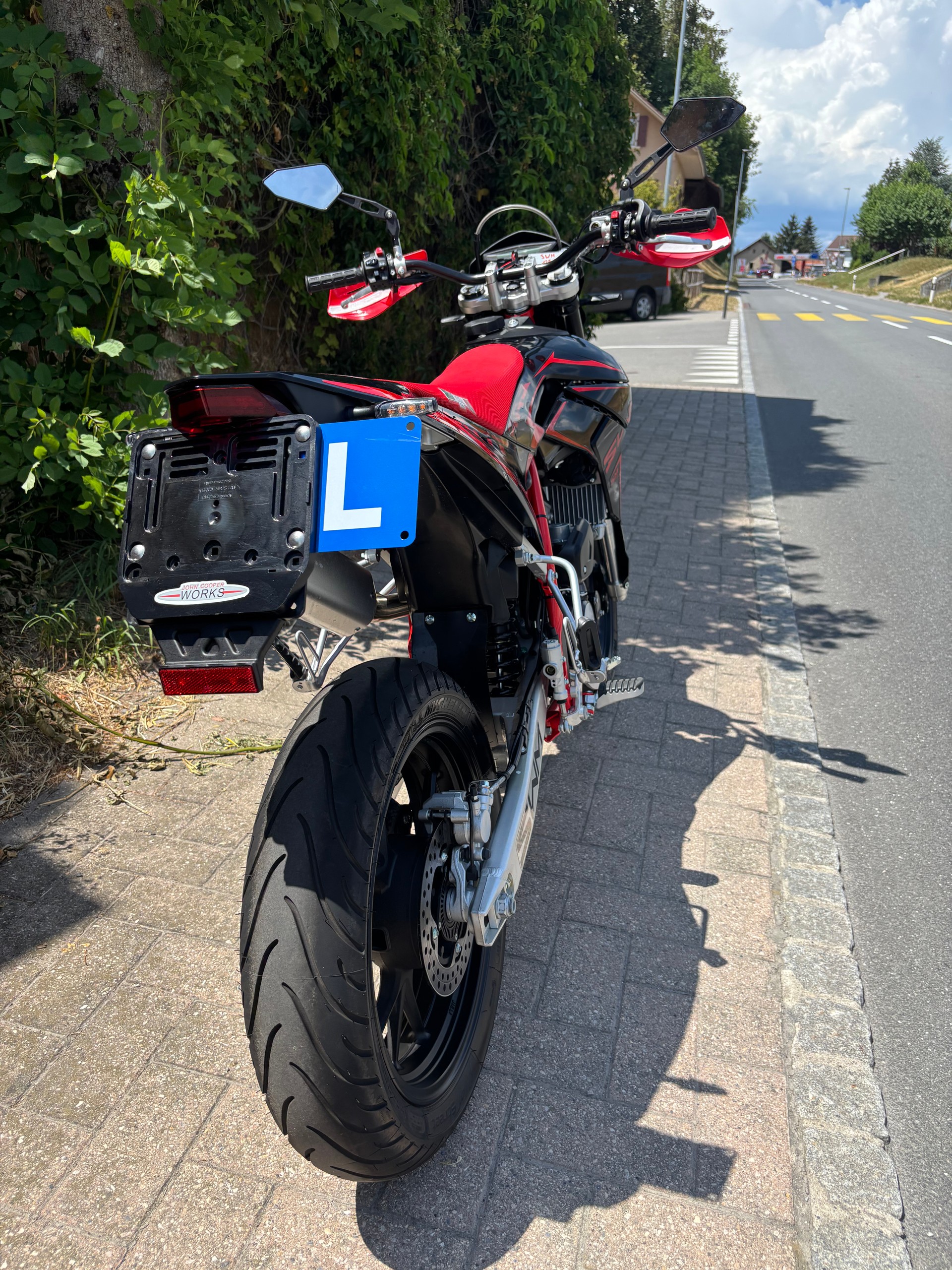 SWM SM 125 R-image-9