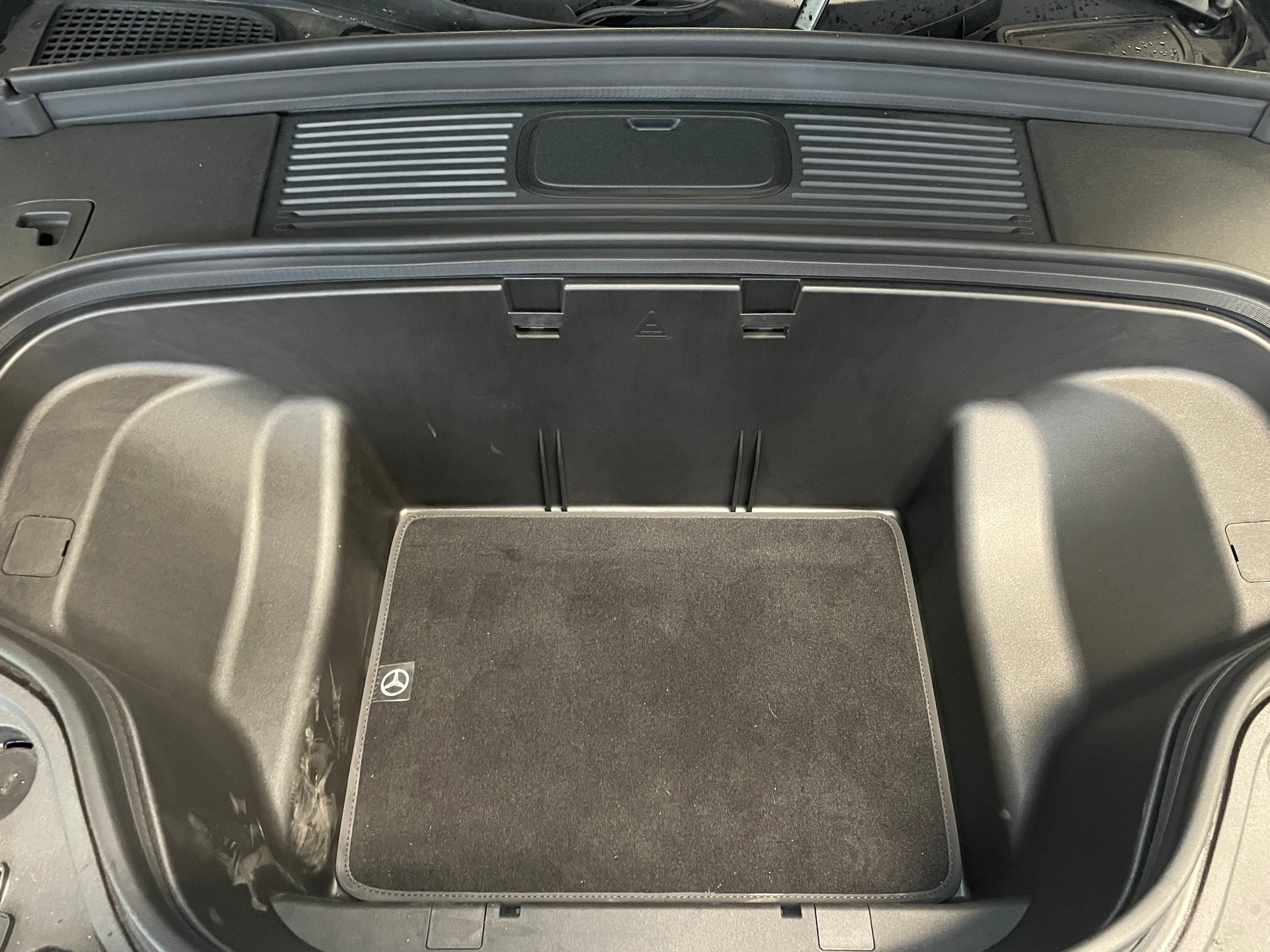 MERCEDES-BENZ GLC 400 4MATIC 94 kWh EQ-image-11