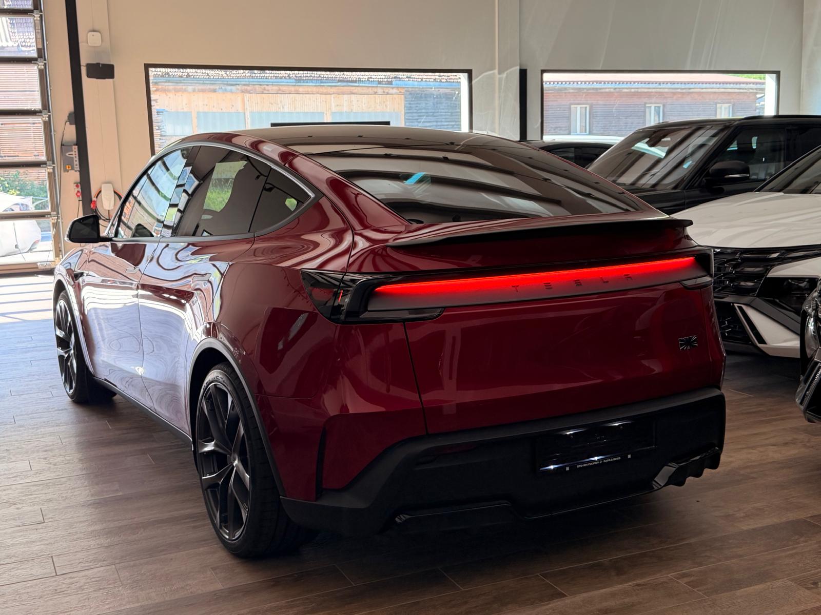 TESLA Model Y Performance-image-12