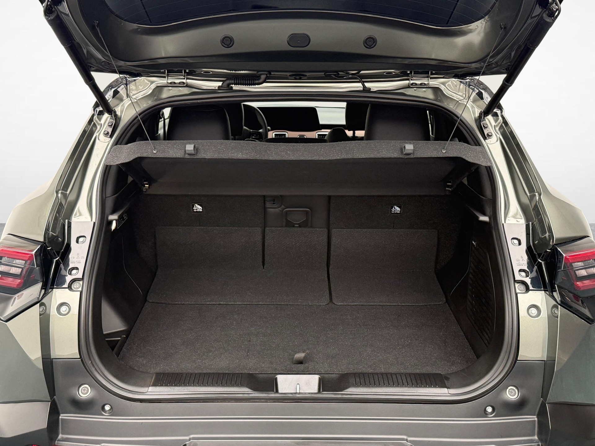SUZUKI e Vitara Compact Top 4x4-image-11