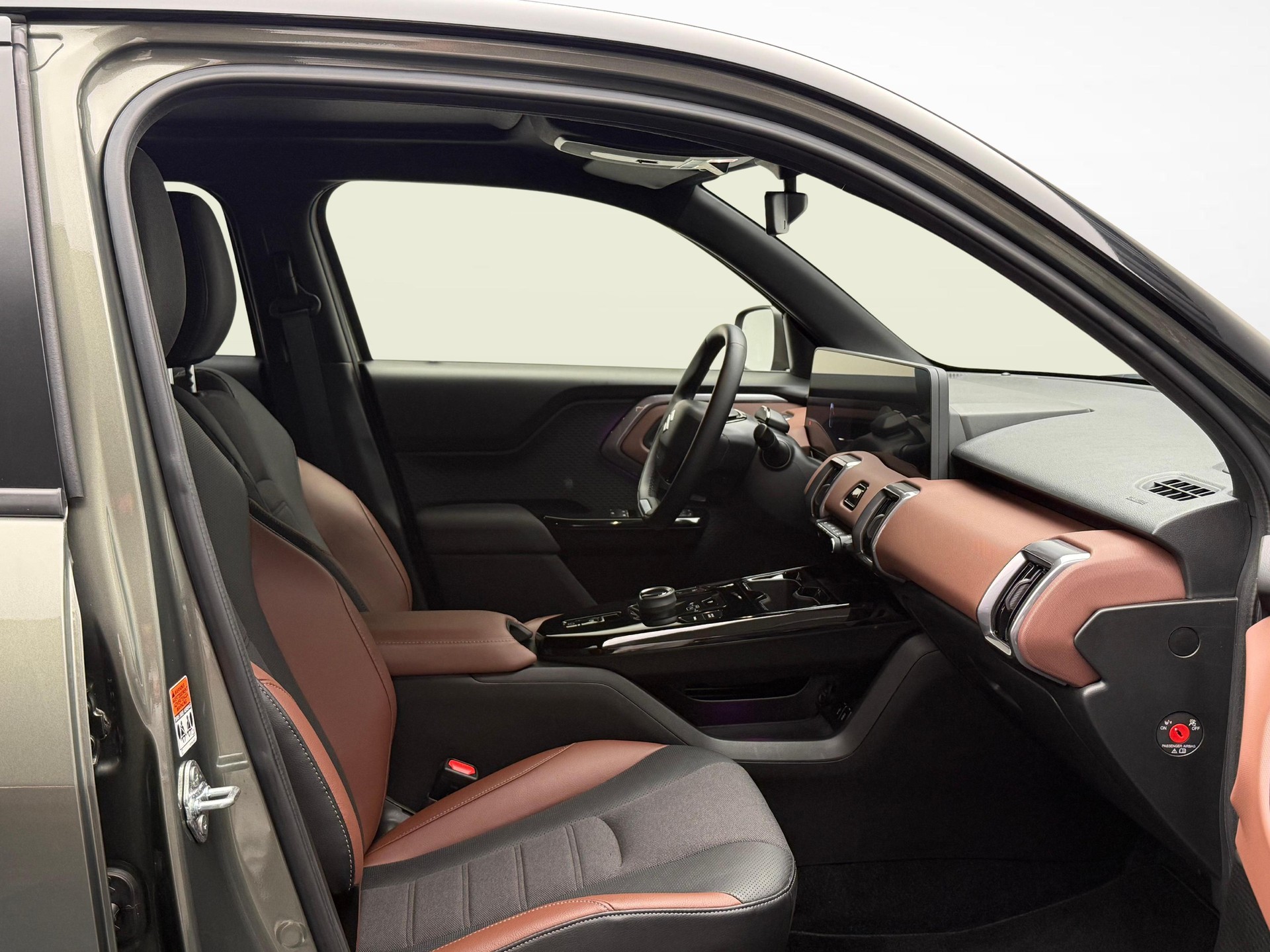SUZUKI e Vitara Compact Top 4x4-image-9