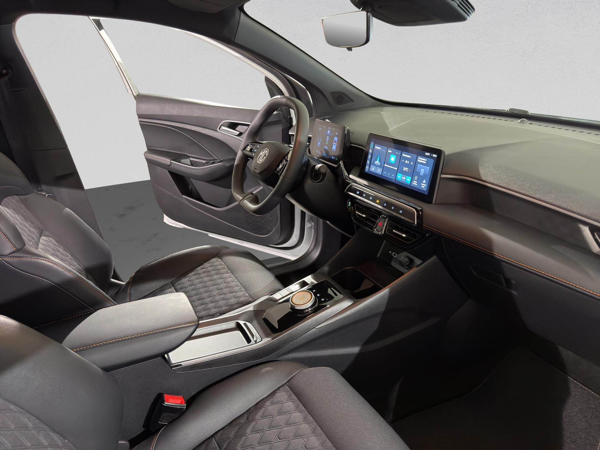 MG 3 1.5 Hybrid Luxury Aut.-image-14