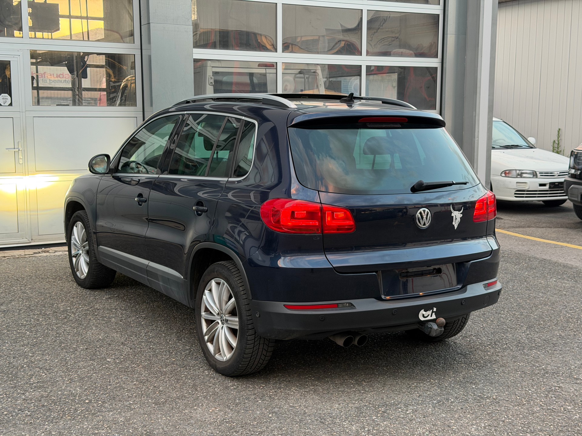 VW Tiguan 2.0 TDI BlueMotion Track&Style 4Motion DSG-image-4