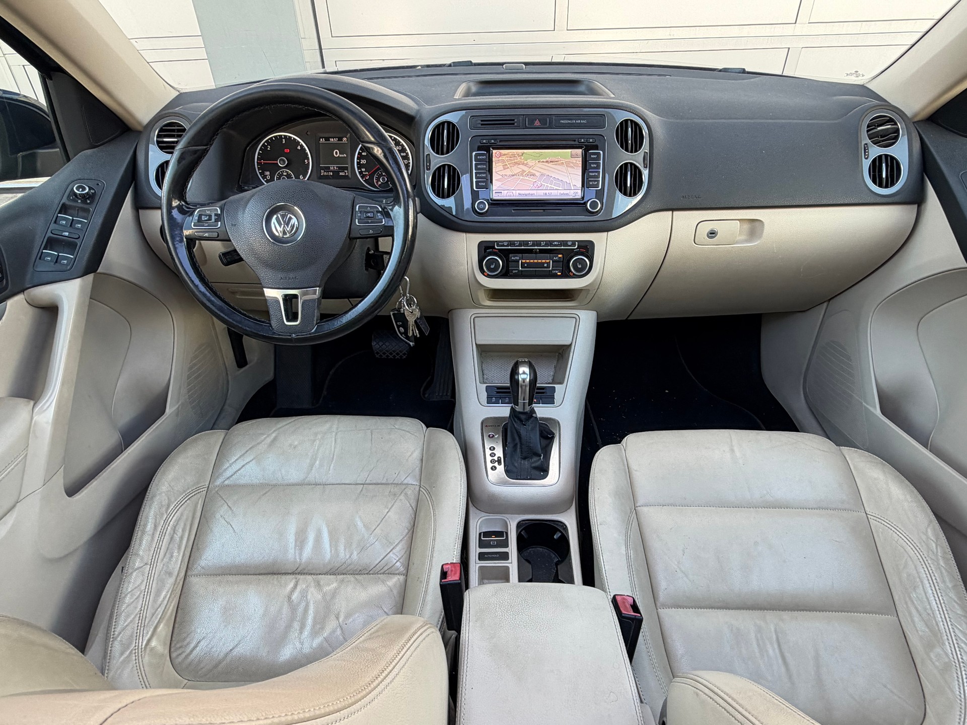 VW Tiguan 2.0 TDI BlueMotion Track&Style 4Motion DSG-image-8