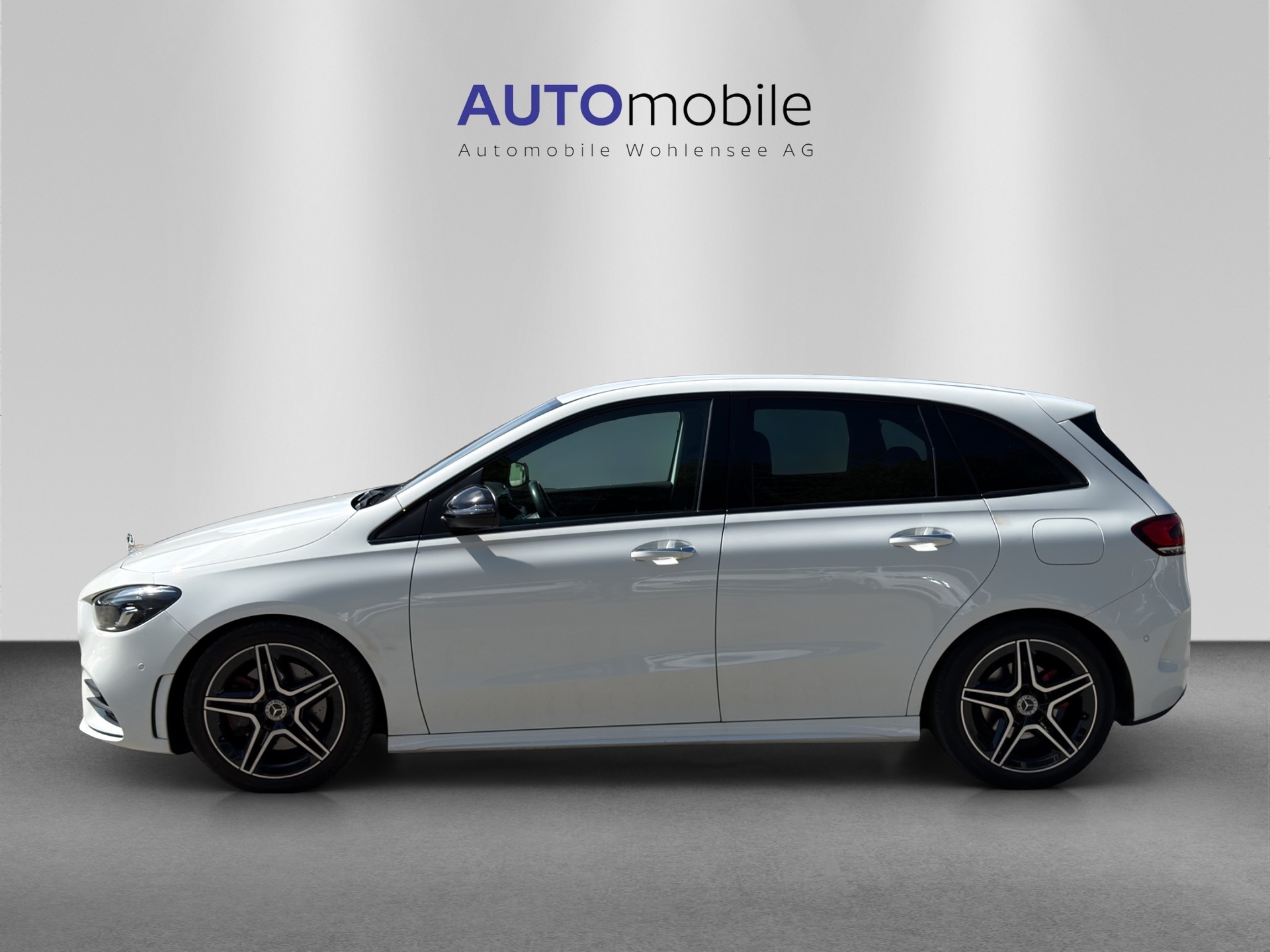 MERCEDES-BENZ B 220 4Matic AMG Line 7G-DCT-image-0