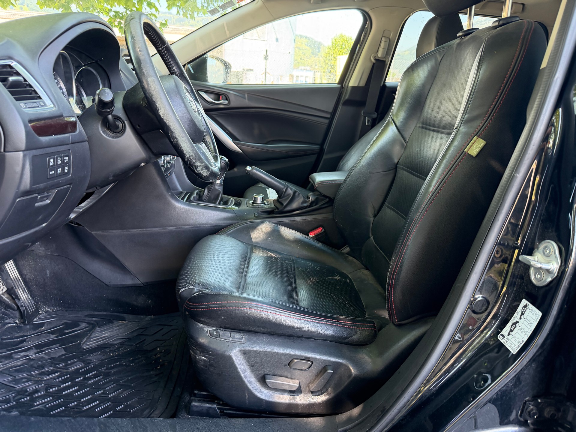 MAZDA 6 Sportwagon 2.2 D 16V HP Revolution-image-11