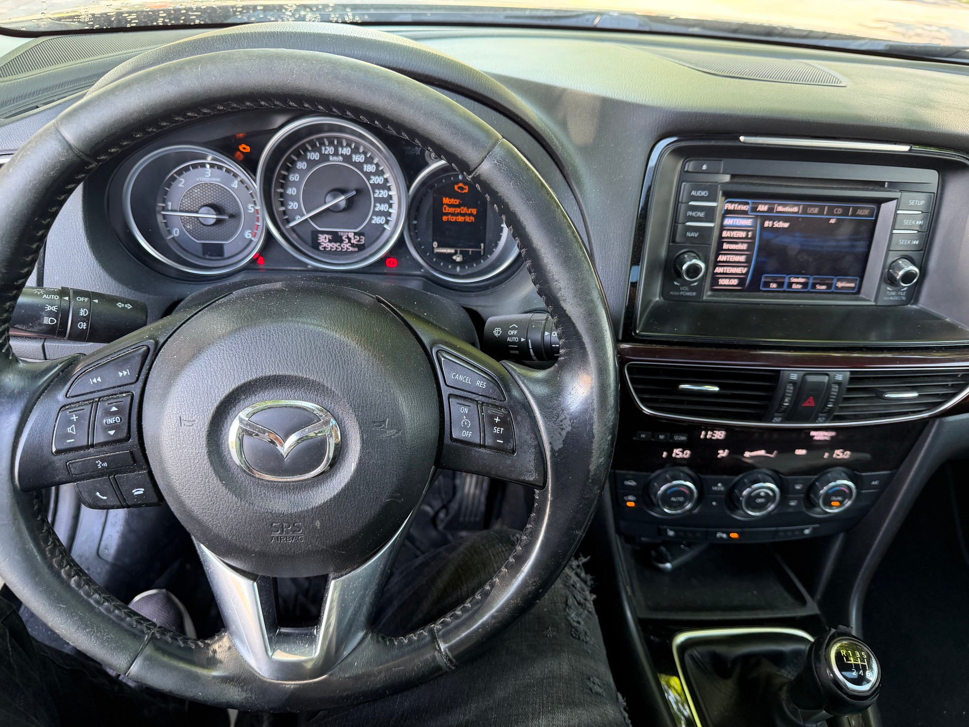MAZDA 6 Sportwagon 2.2 D 16V HP Revolution-image-8