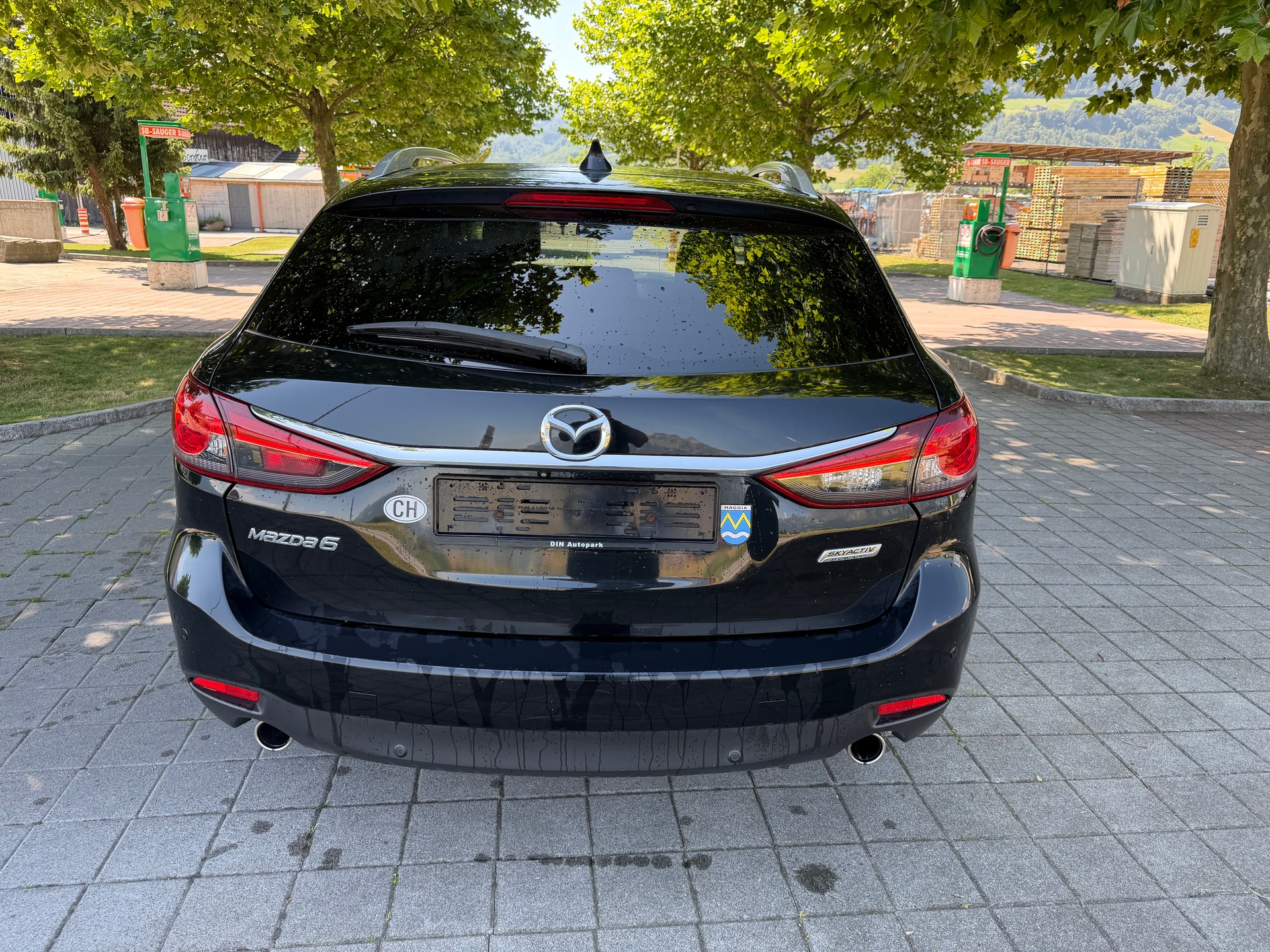 MAZDA 6 Sportwagon 2.2 D 16V HP Revolution-image-4
