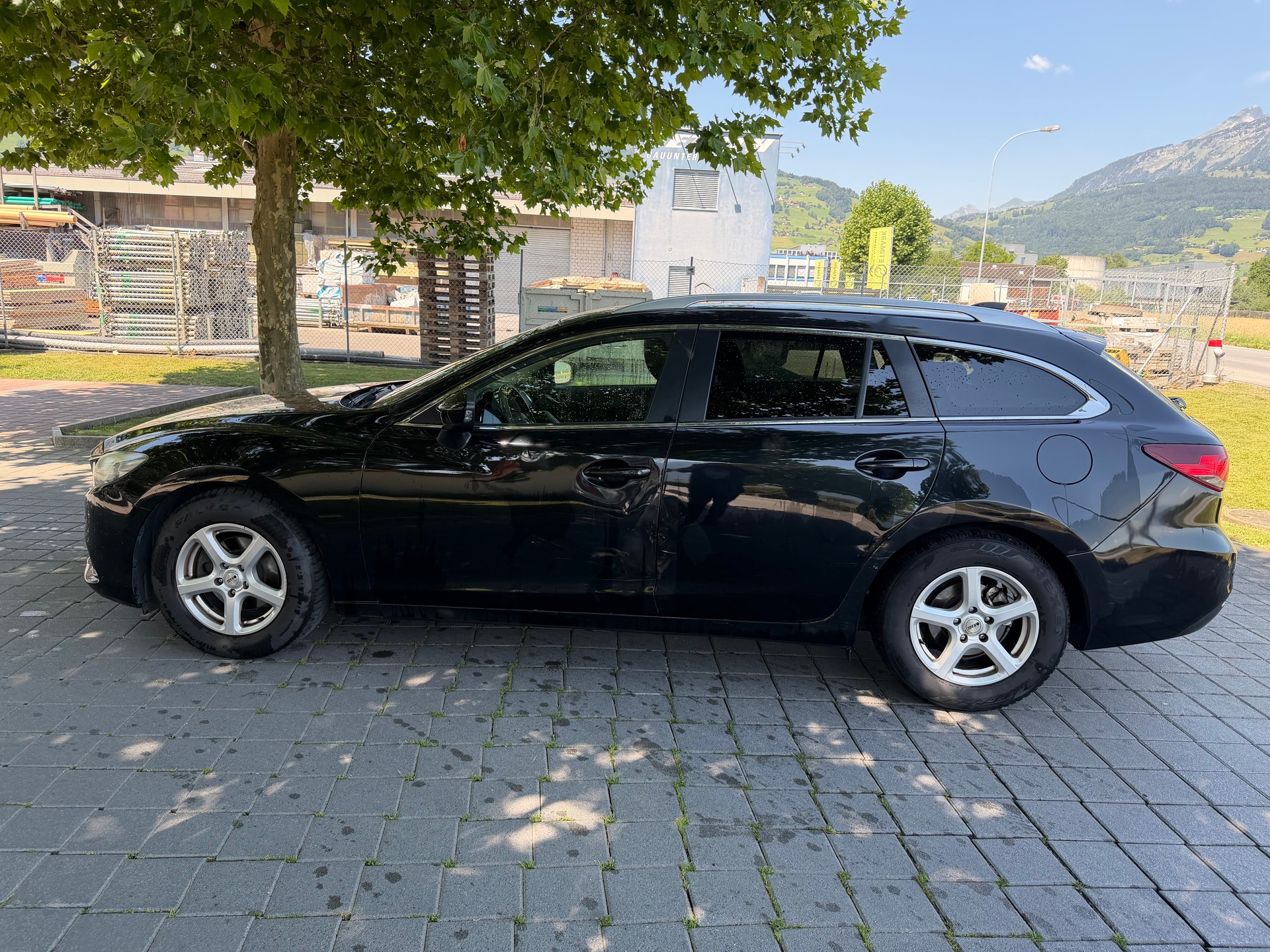 MAZDA 6 Sportwagon 2.2 D 16V HP Revolution-image-2