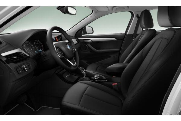 BMW X2 18i sDrive-image-2