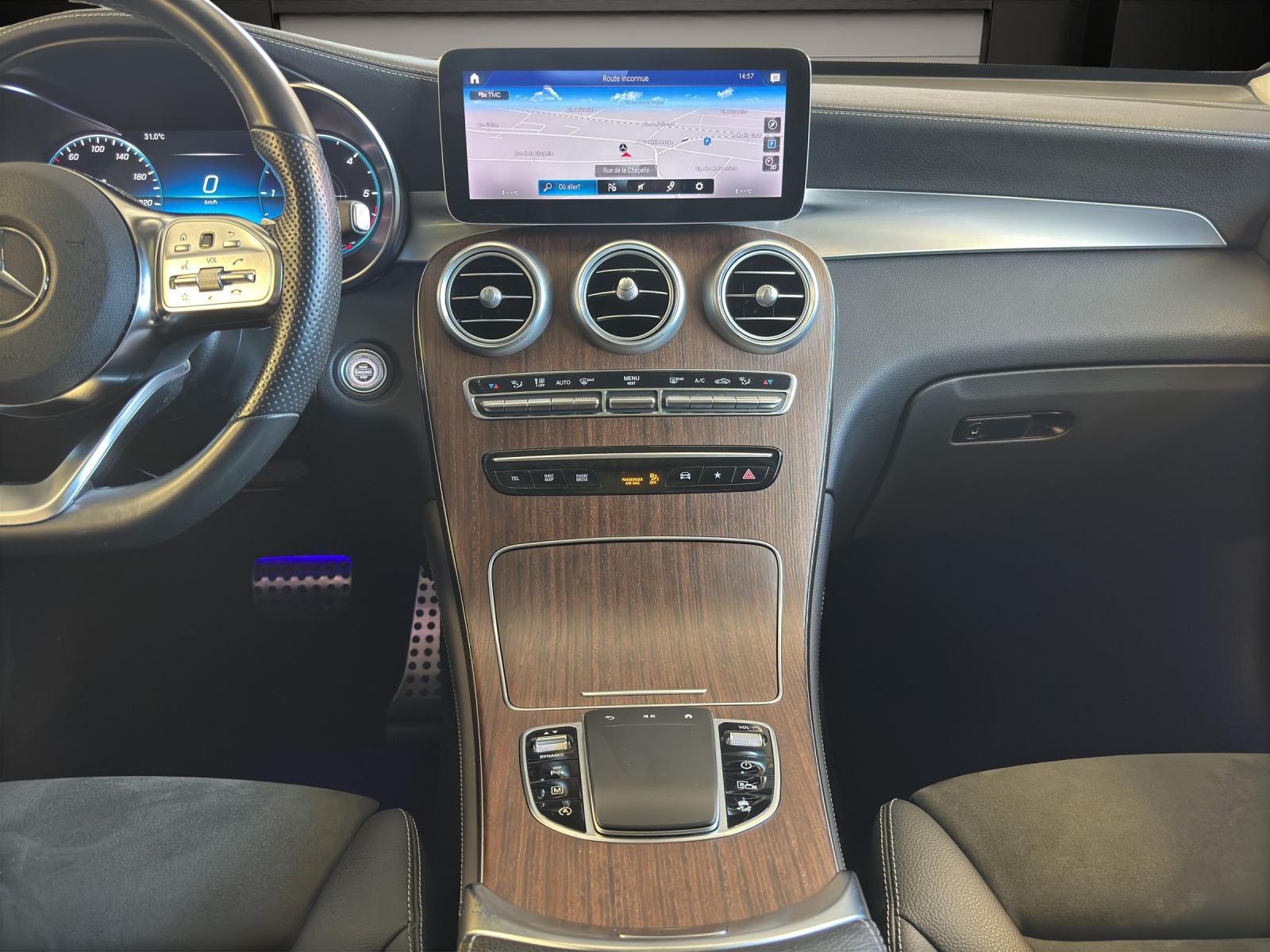 MERCEDES-BENZ GLC 220 d AMG Line 4Matic-image-9