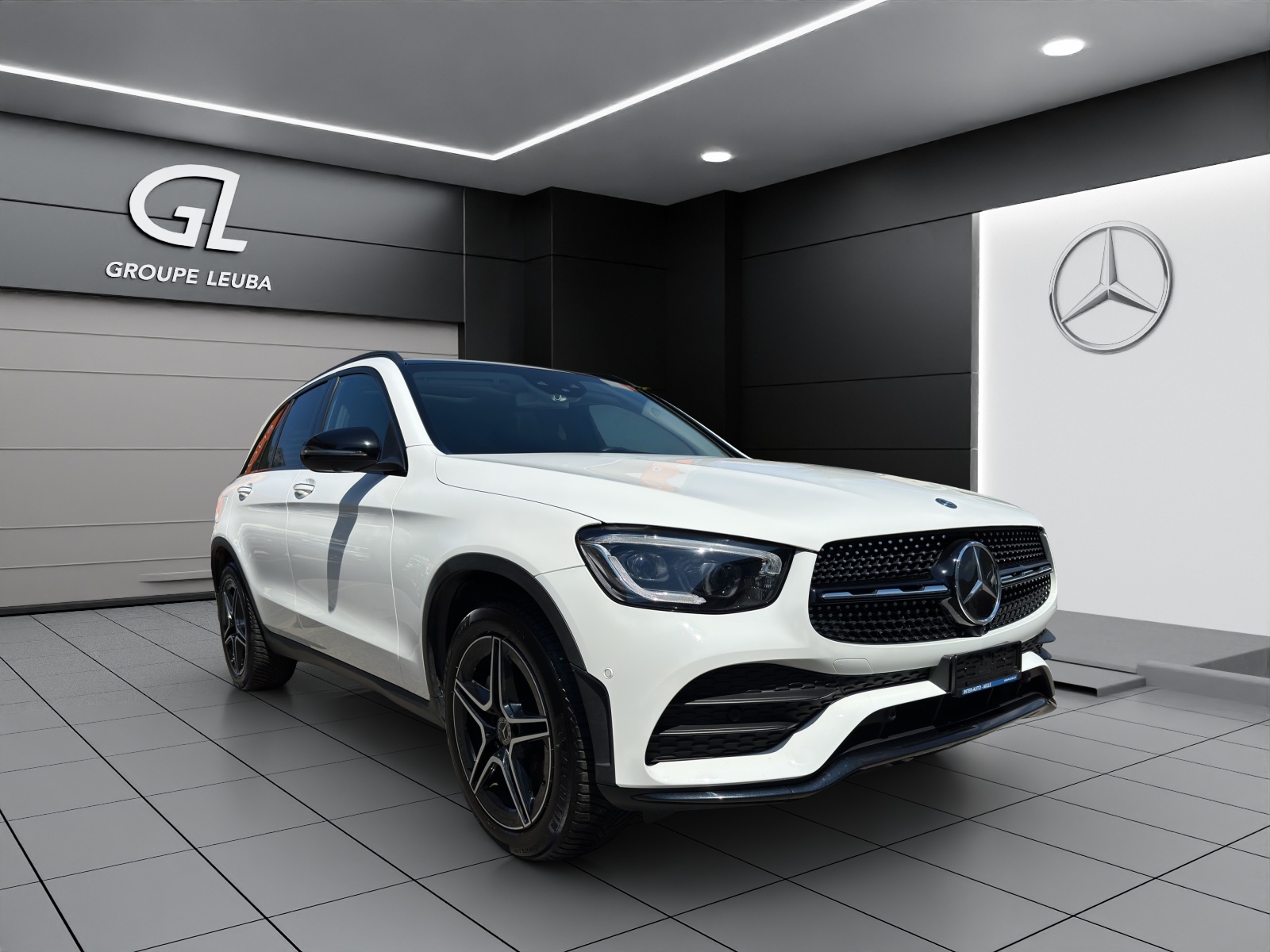 MERCEDES-BENZ GLC 220 d AMG Line 4Matic-image-0