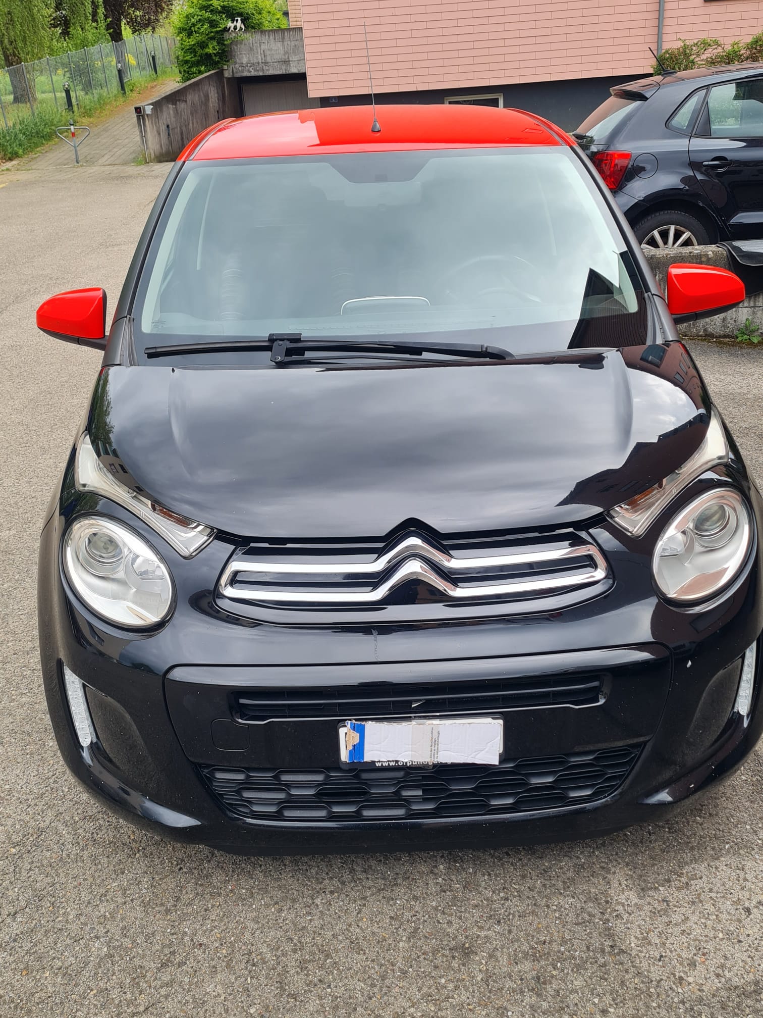 CITROEN 1.2 PureTech Swiss & Me-image-0