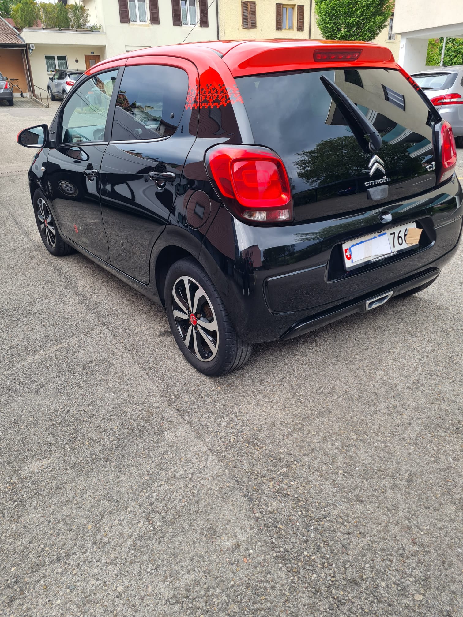 CITROEN 1.2 PureTech Swiss & Me-image-3