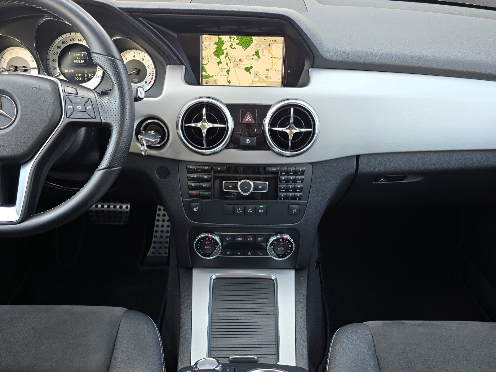MERCEDES-BENZ GLK 250 4Matic 7G-Tronic AMG Line-image-11