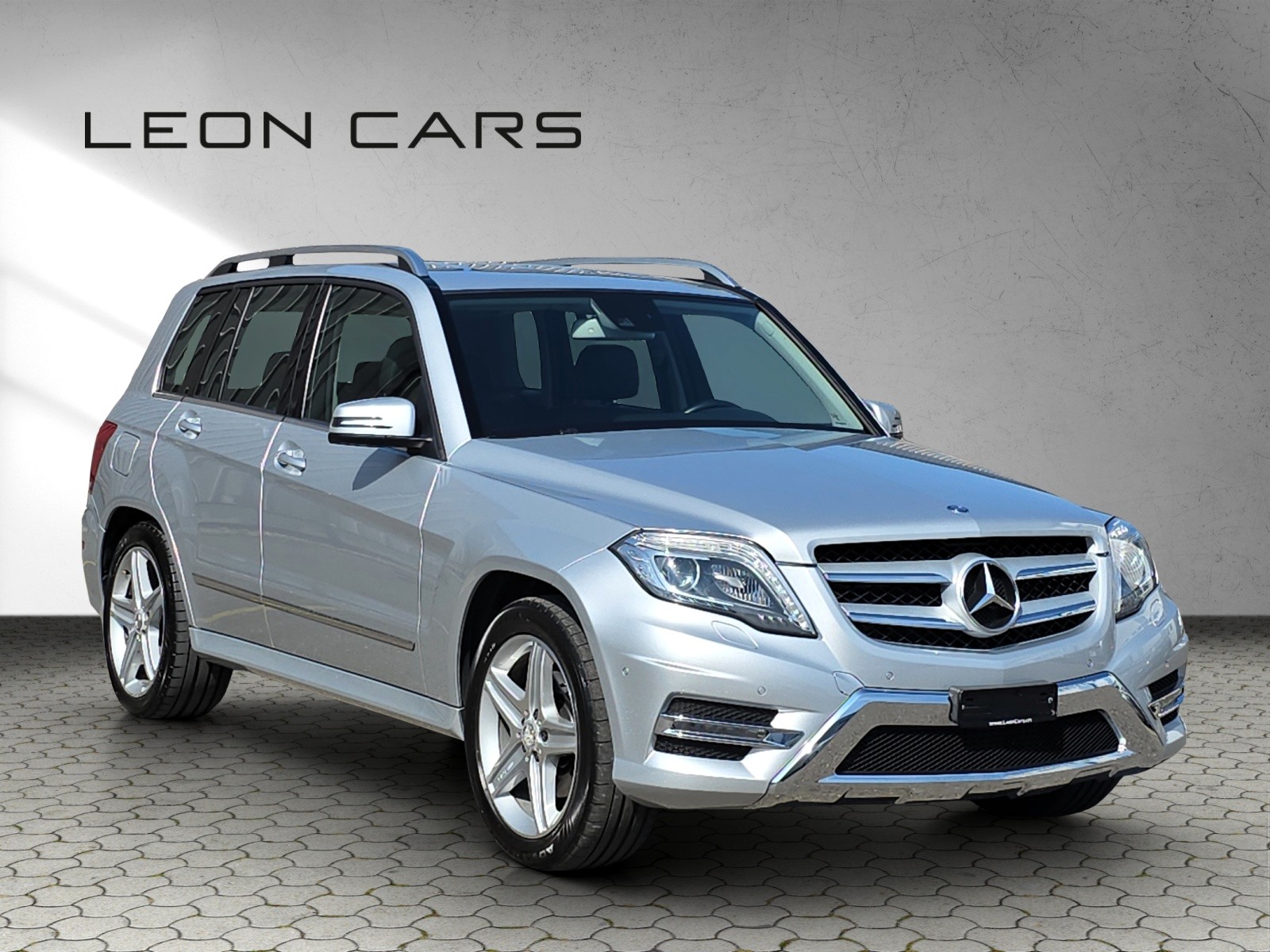 MERCEDES-BENZ GLK 250 4Matic 7G-Tronic AMG Line-showroom-element-2