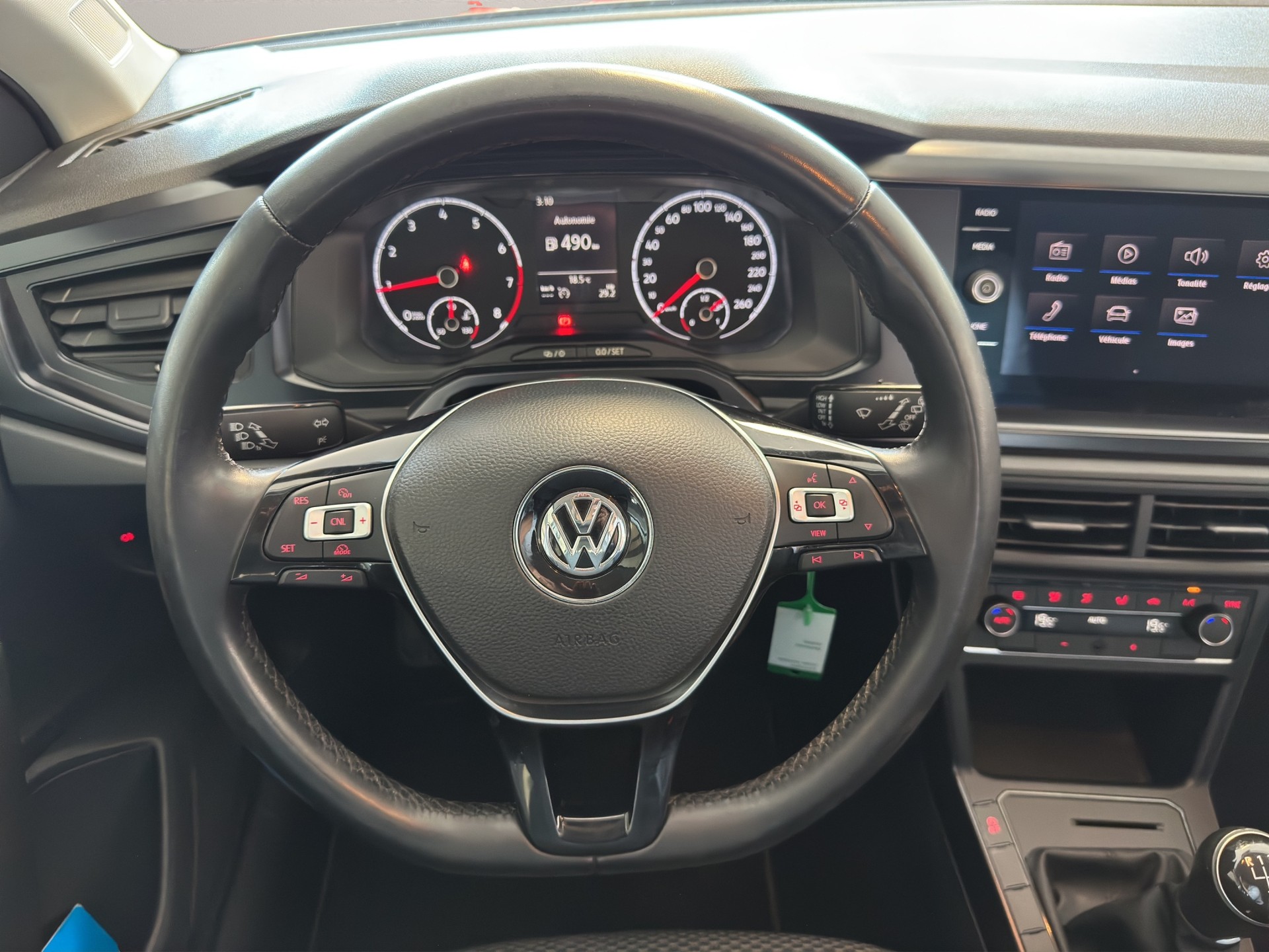 VW Polo 1.0 BMT Trendline-image-9