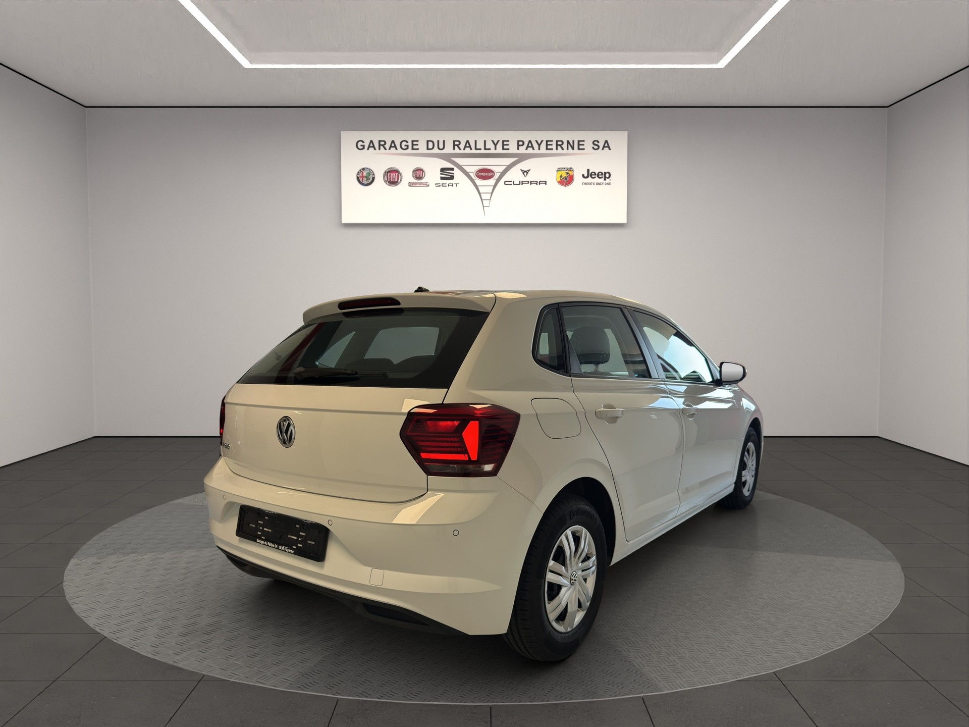 VW Polo 1.0 BMT Trendline-image-4