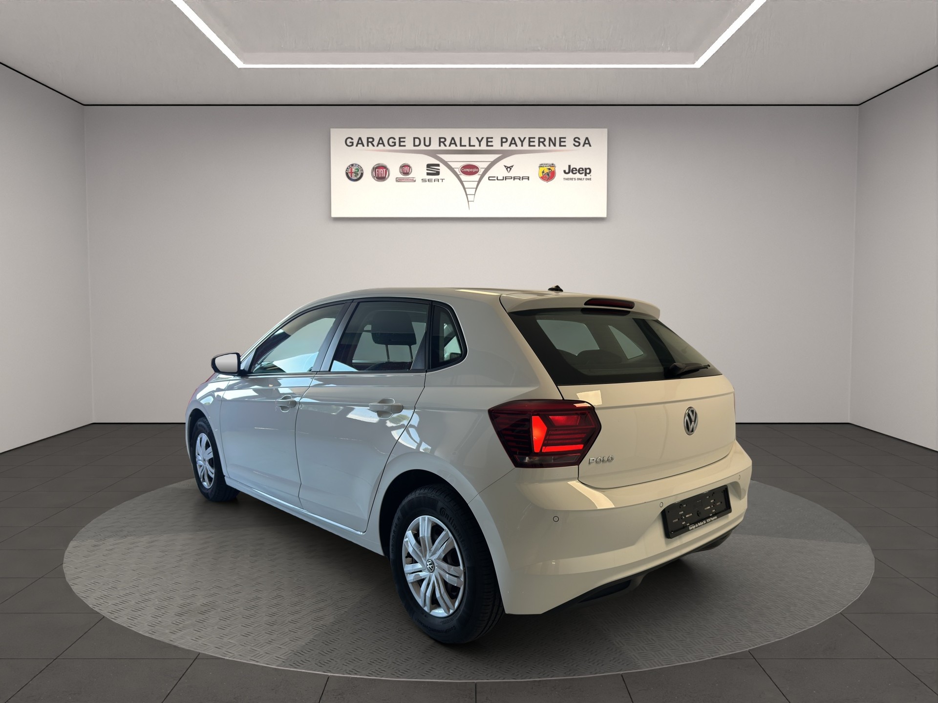 VW Polo 1.0 BMT Trendline-showroom-element-2