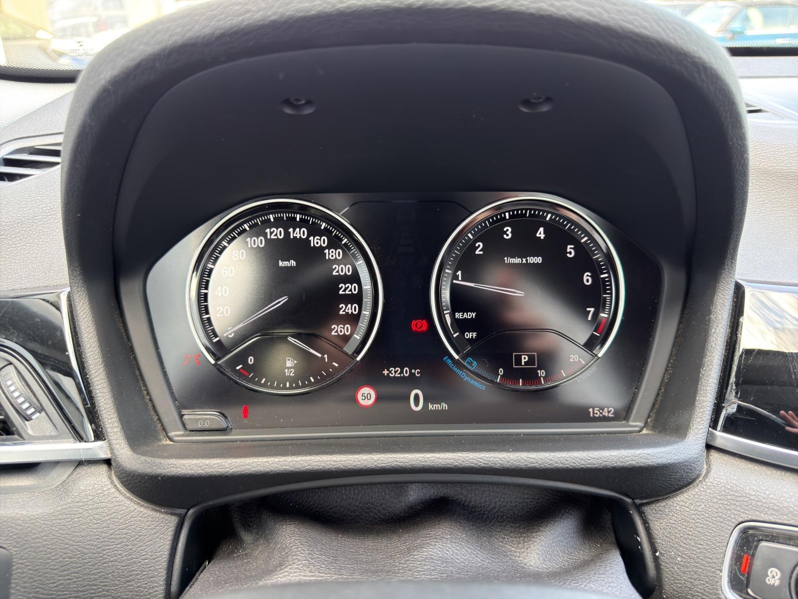 BMW X1 xDrive 20i Sport Line Steptronic (CH)-image-13