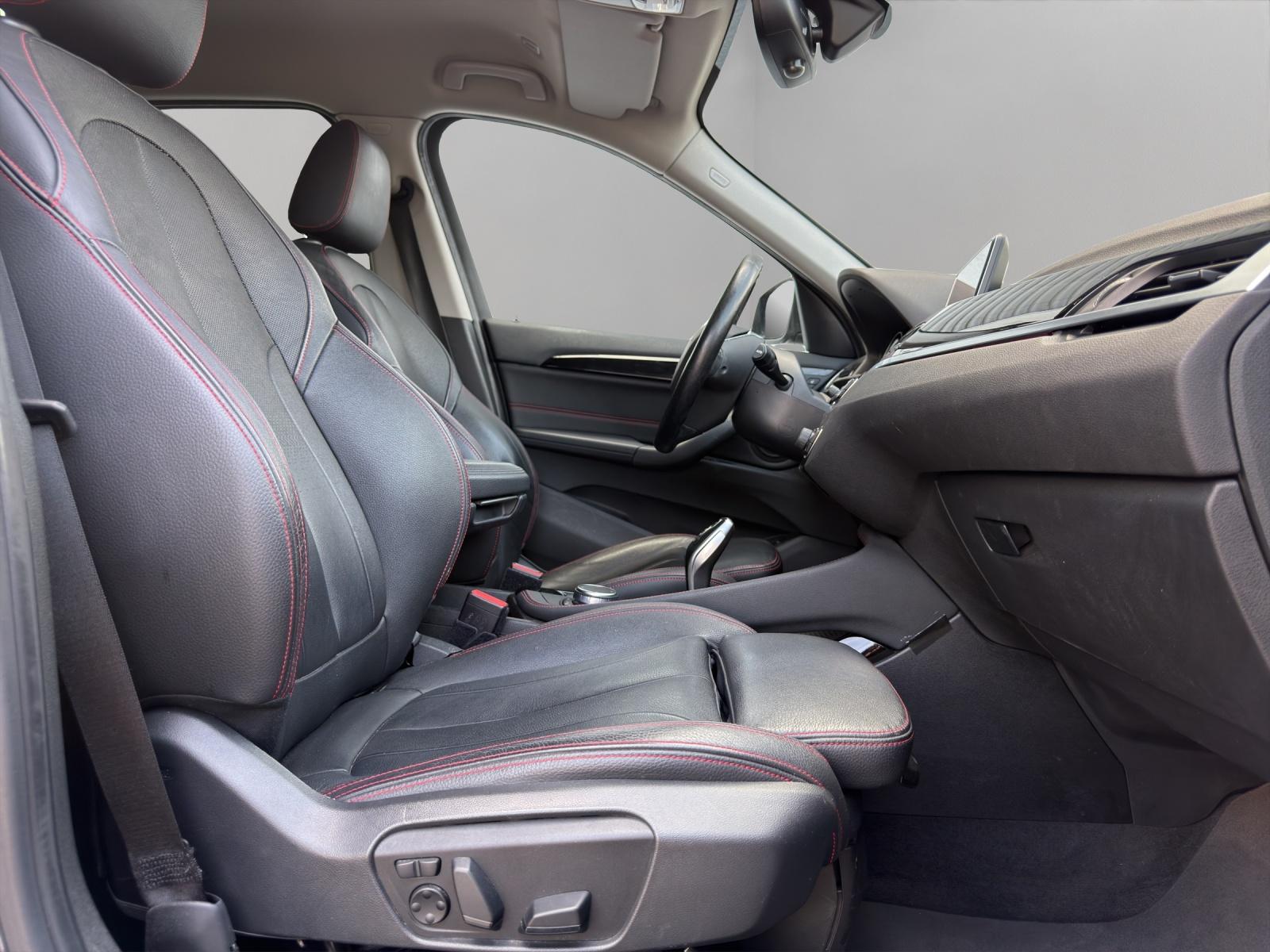 BMW X1 xDrive 20i Sport Line Steptronic (CH)-image-10