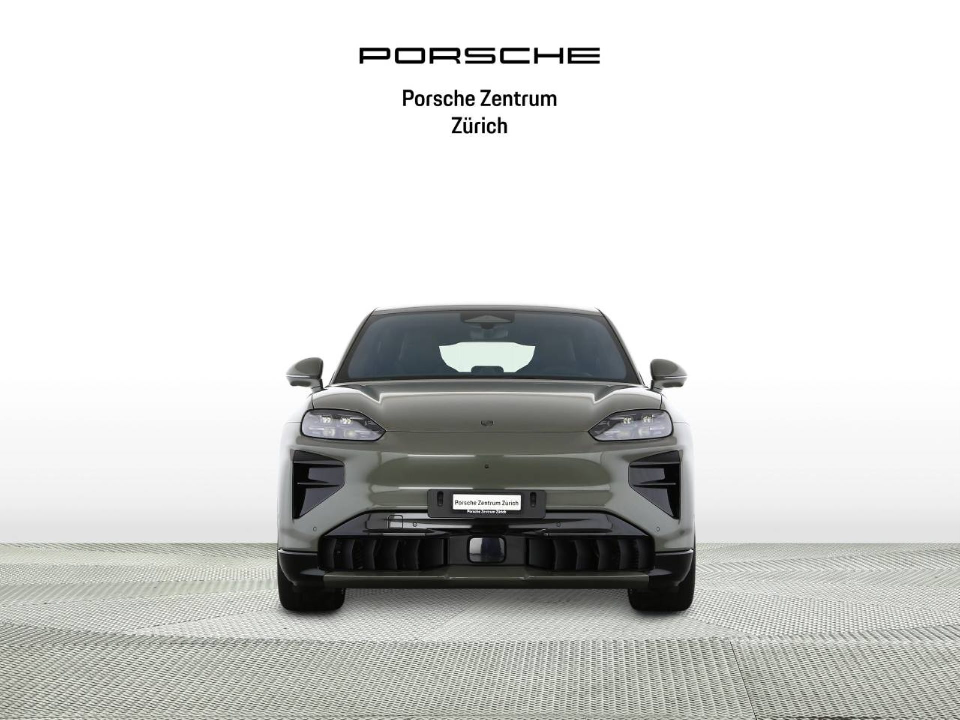 PORSCHE Cayenne Turbo Coupé Electric-image-6