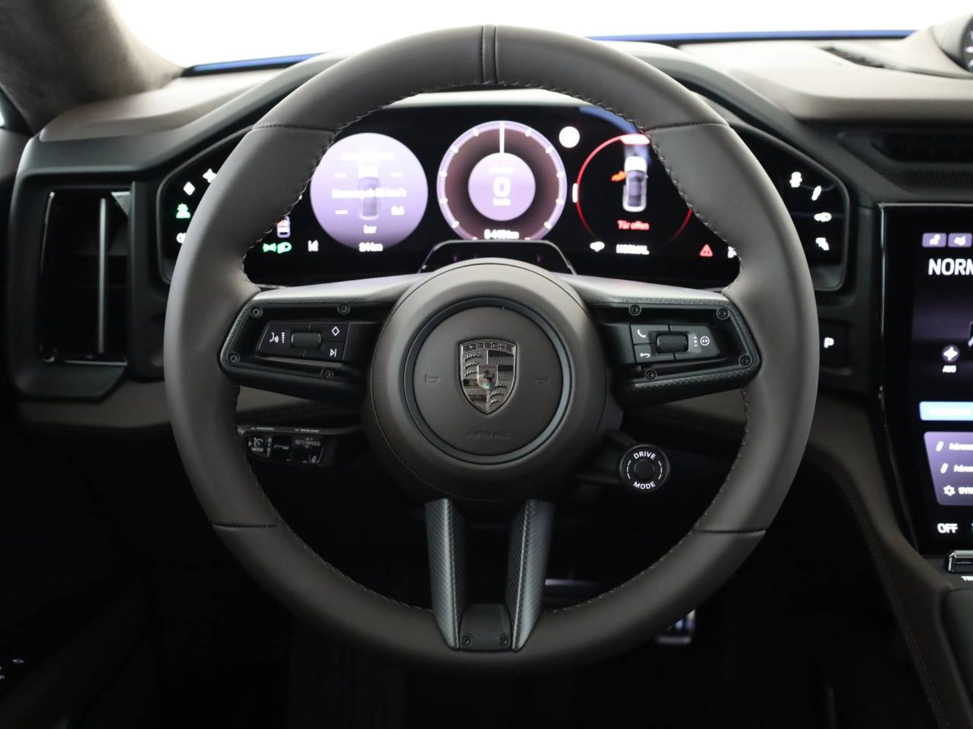 PORSCHE Cayenne Turbo Coupé Electric-image-3