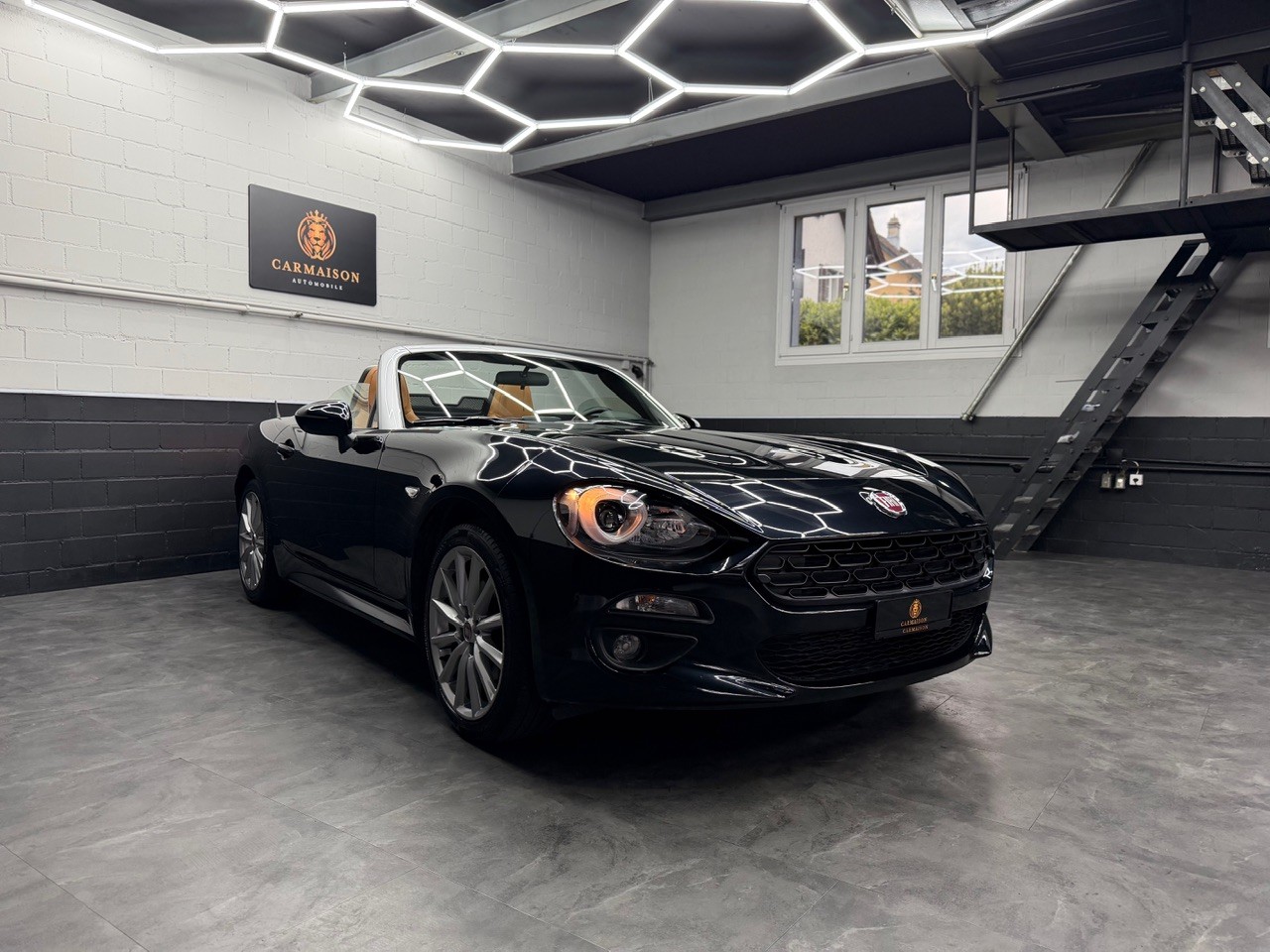 FIAT 124 Spider 1.4 TB Lusso | Rückfahrkamera | Cabrio - ideales Sommerfahrzeug aus 1. Hand