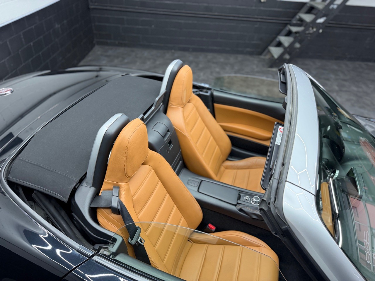 FIAT 124 Spider 1.4 TB Lusso | Rückfahrkamera | Cabrio - ideales Sommerfahrzeug aus 1. Hand-image-6
