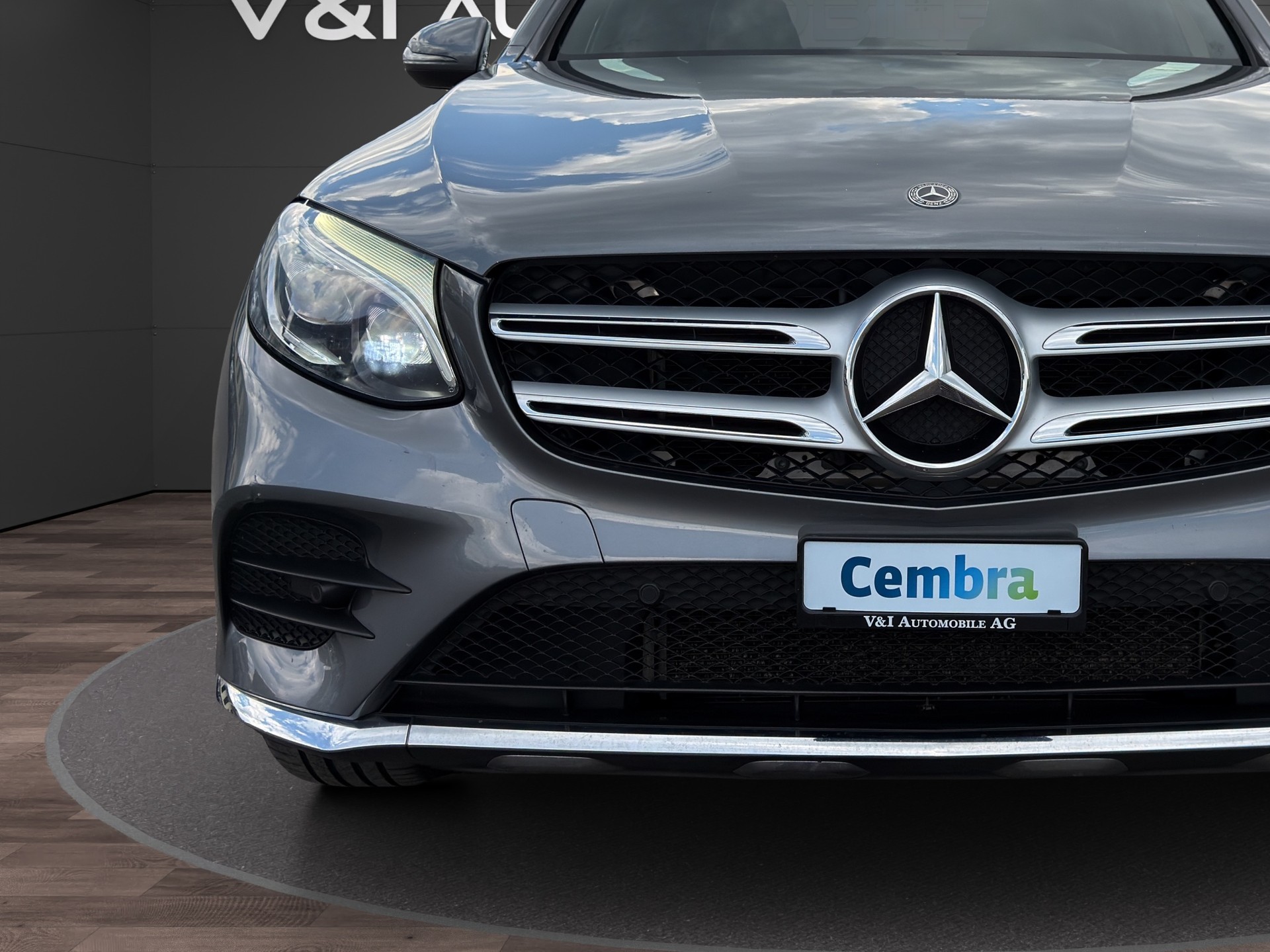 MERCEDES-BENZ GLC 250 d AMG Line 4Matic 9G-Tronic-image-8