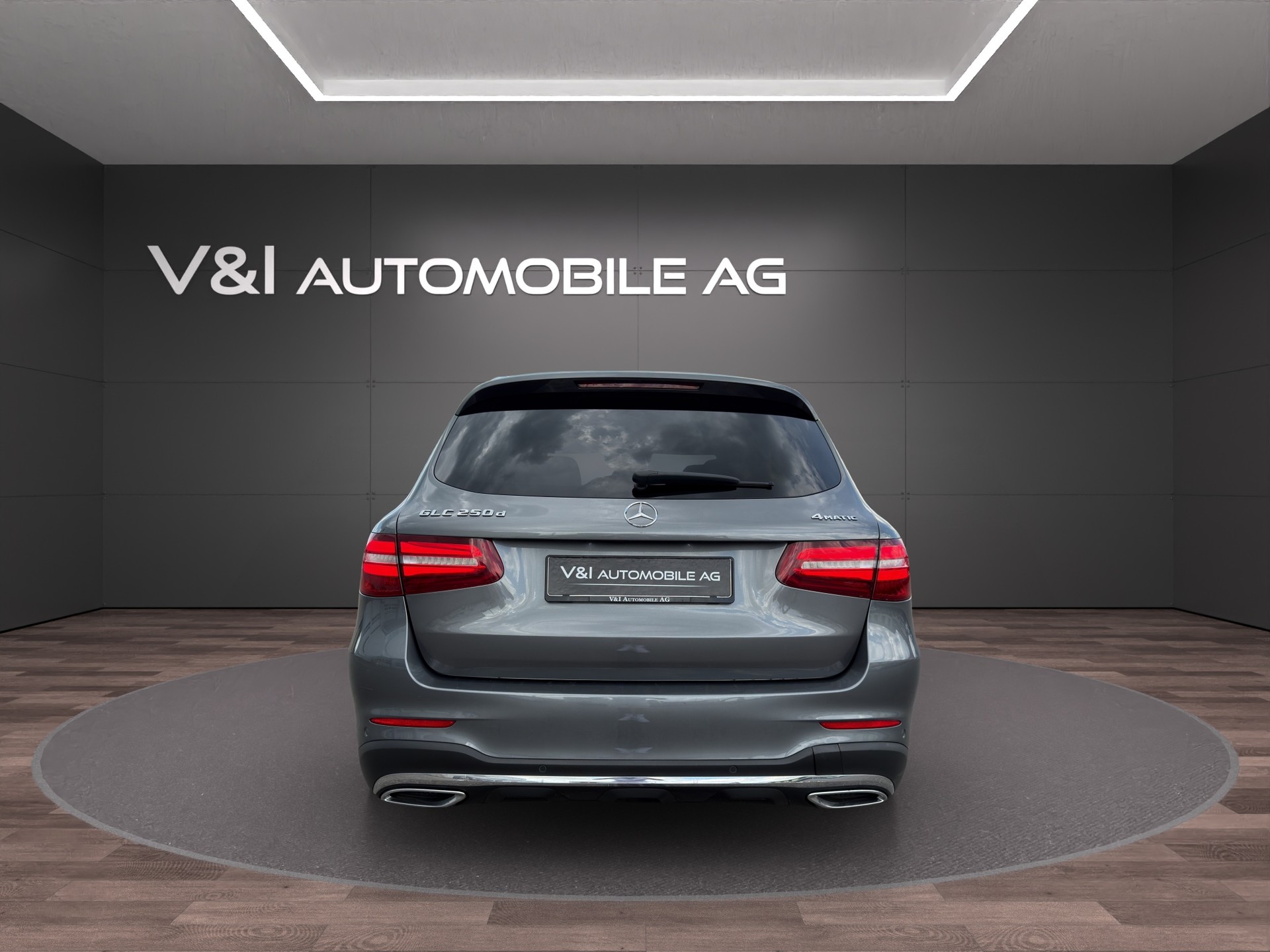MERCEDES-BENZ GLC 250 d AMG Line 4Matic 9G-Tronic-image-5