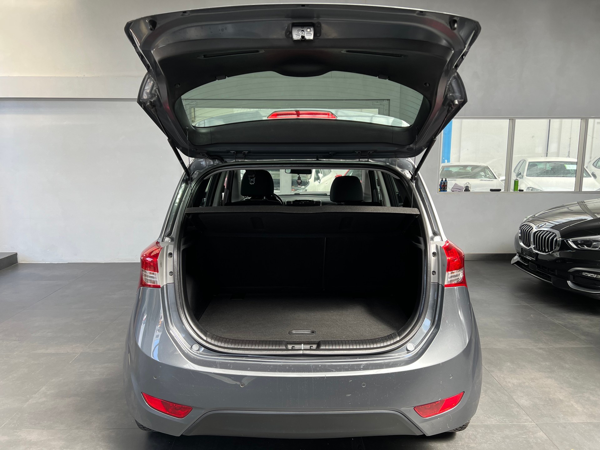 HYUNDAI iX20 1.6 Style-image-9
