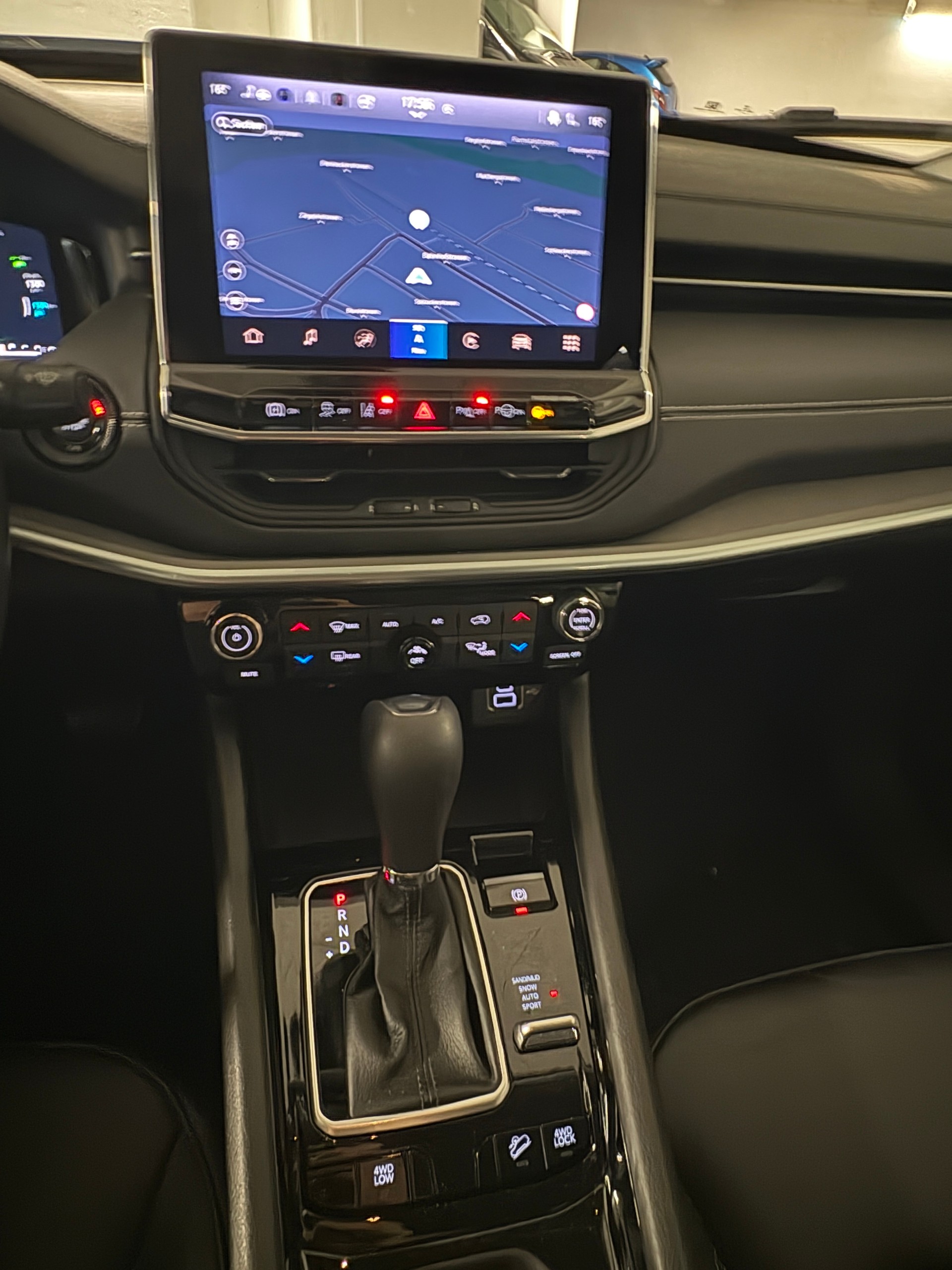 JEEP 1.3 Limited 4xe-image-5