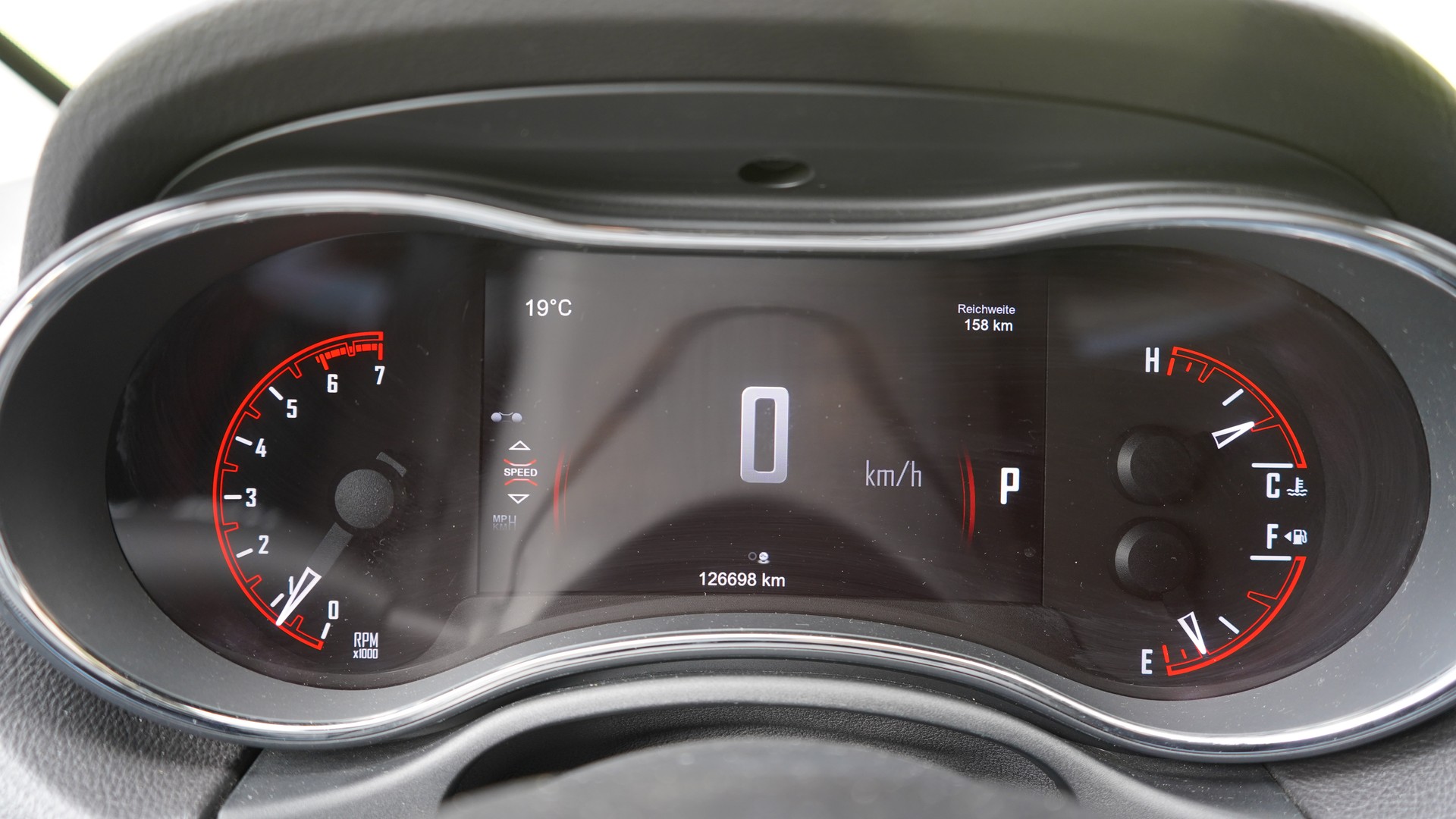 DODGE 5.7 HEMI V8 Citadel AWD-image-9