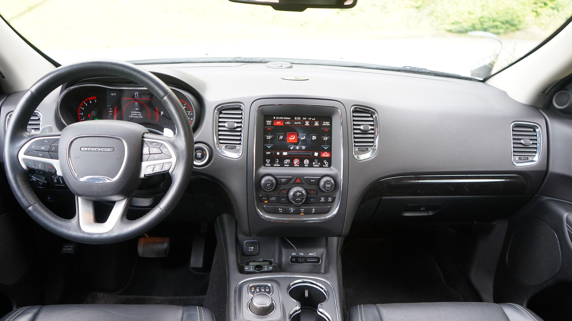 DODGE 5.7 HEMI V8 Citadel AWD-image-8